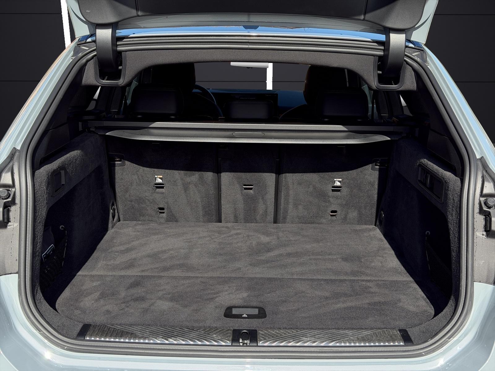BMW 5er Reihe G61 Touring 520d xDrive-image-9