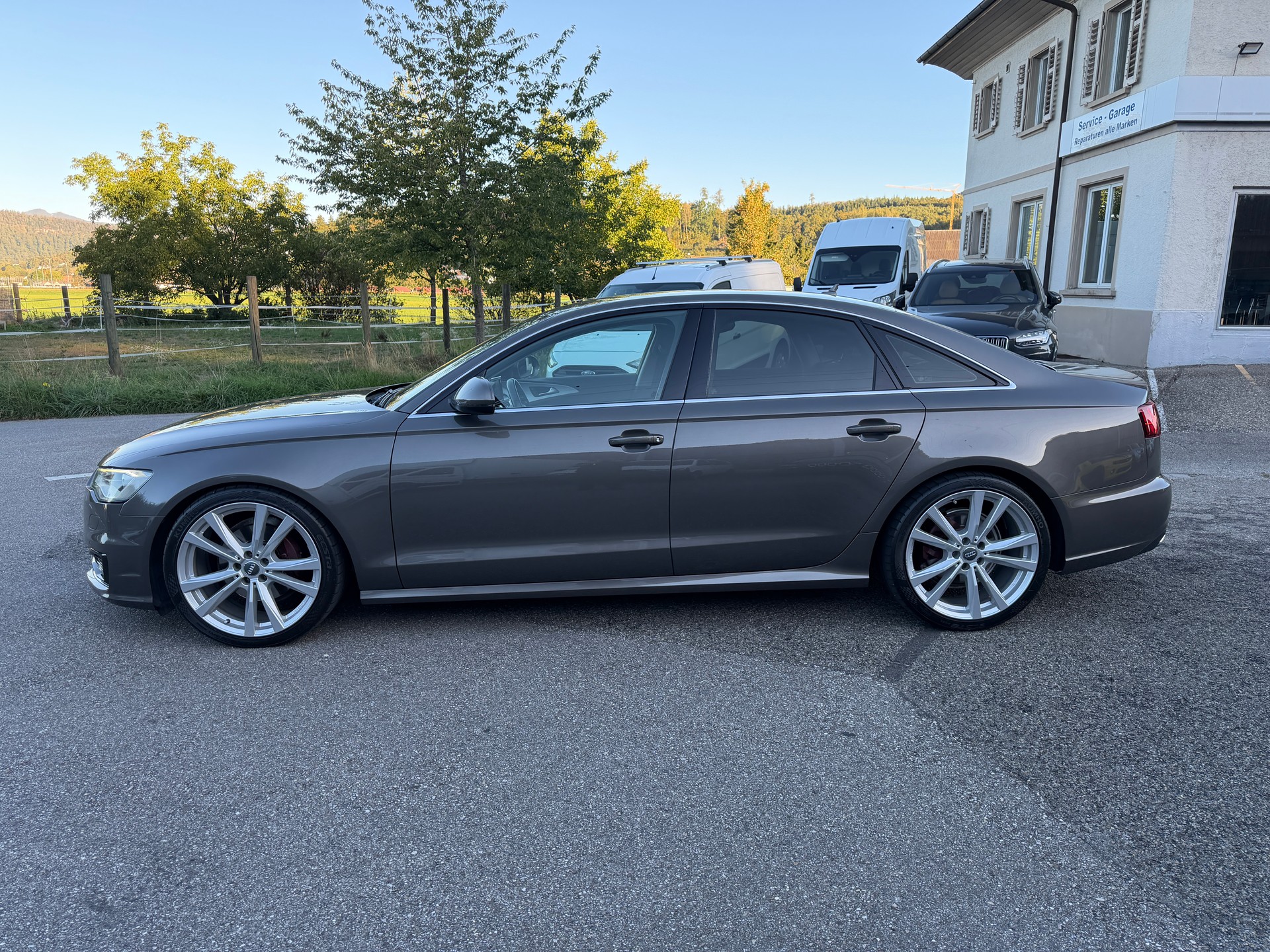 AUDI A6 Limousine 2.0 TDI S-tronic-showroom-element-1