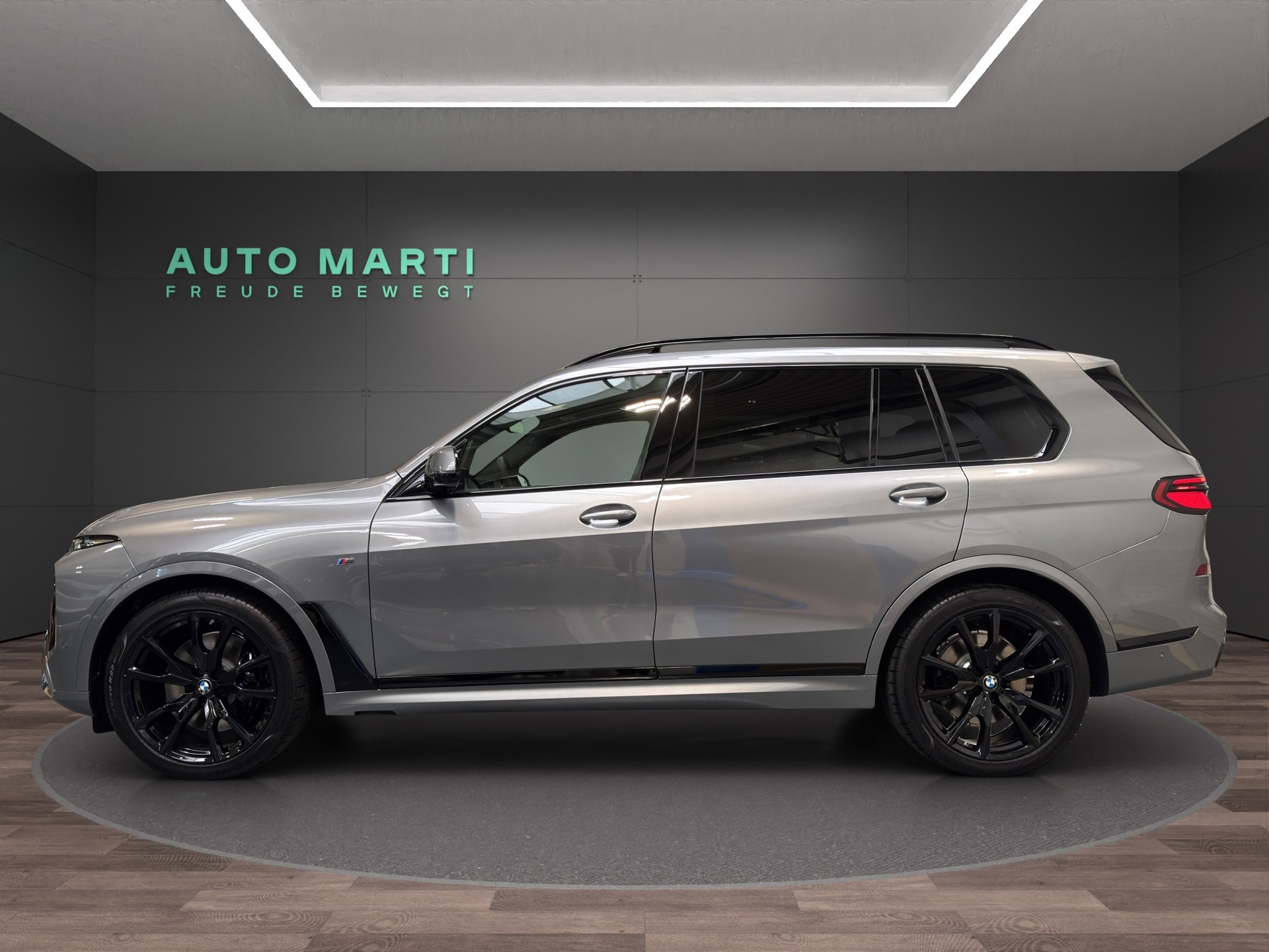 BMW X7 G07 40d xDrive SAG-showroom-element-1