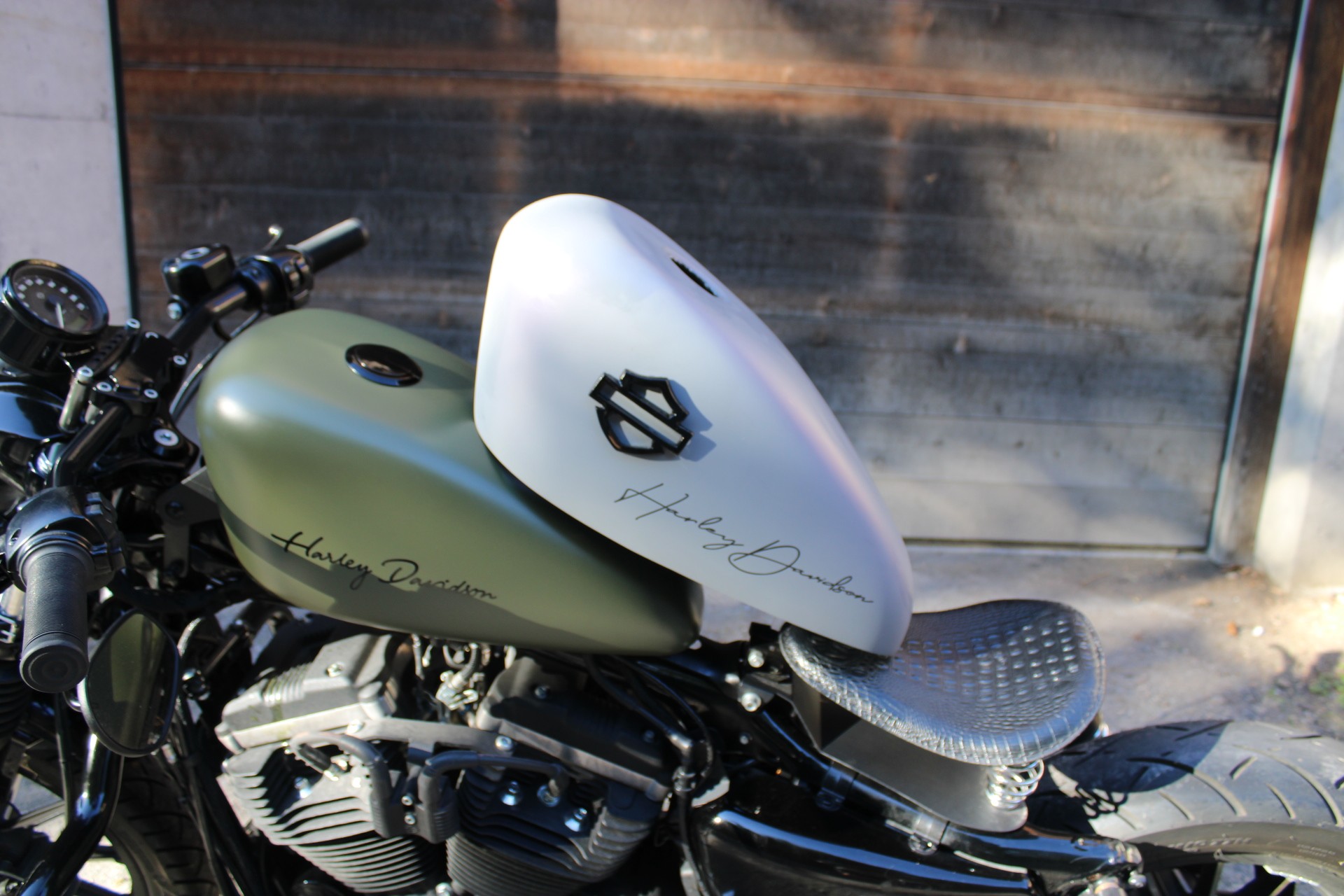 HARLEY-DAVIDSON XL 883 N Sportster Iron ABS-image-4