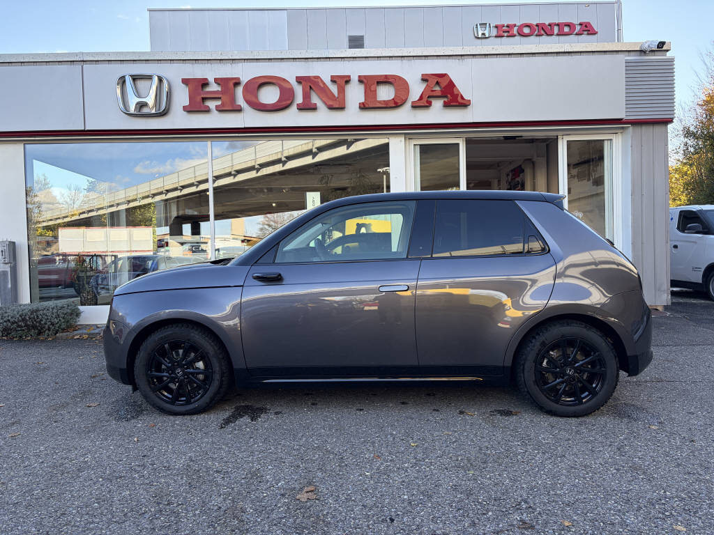 HONDA e electric Advance-showroom-element-1