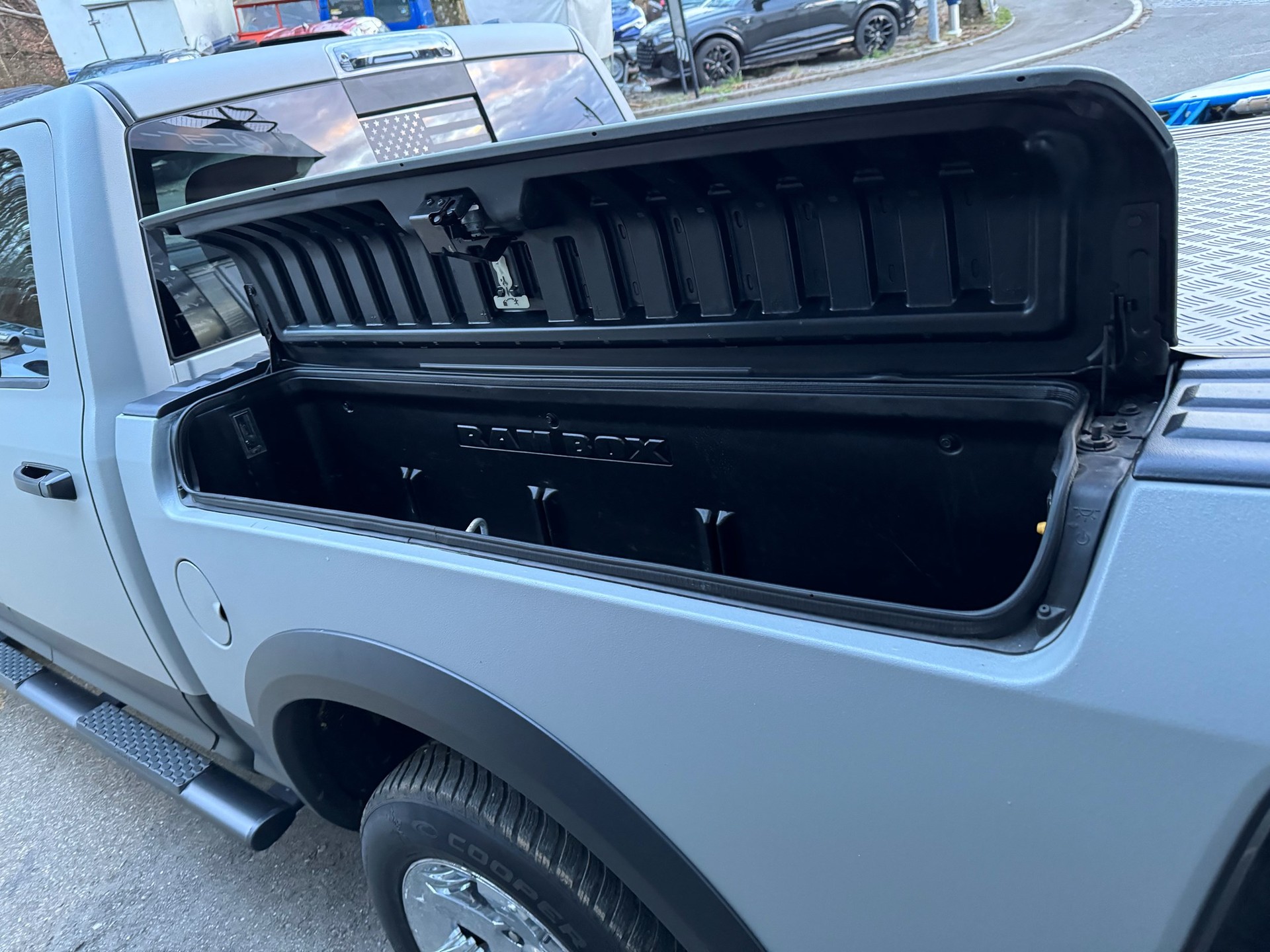 DODGE Laramie Crew Caw Longhorn-image-14