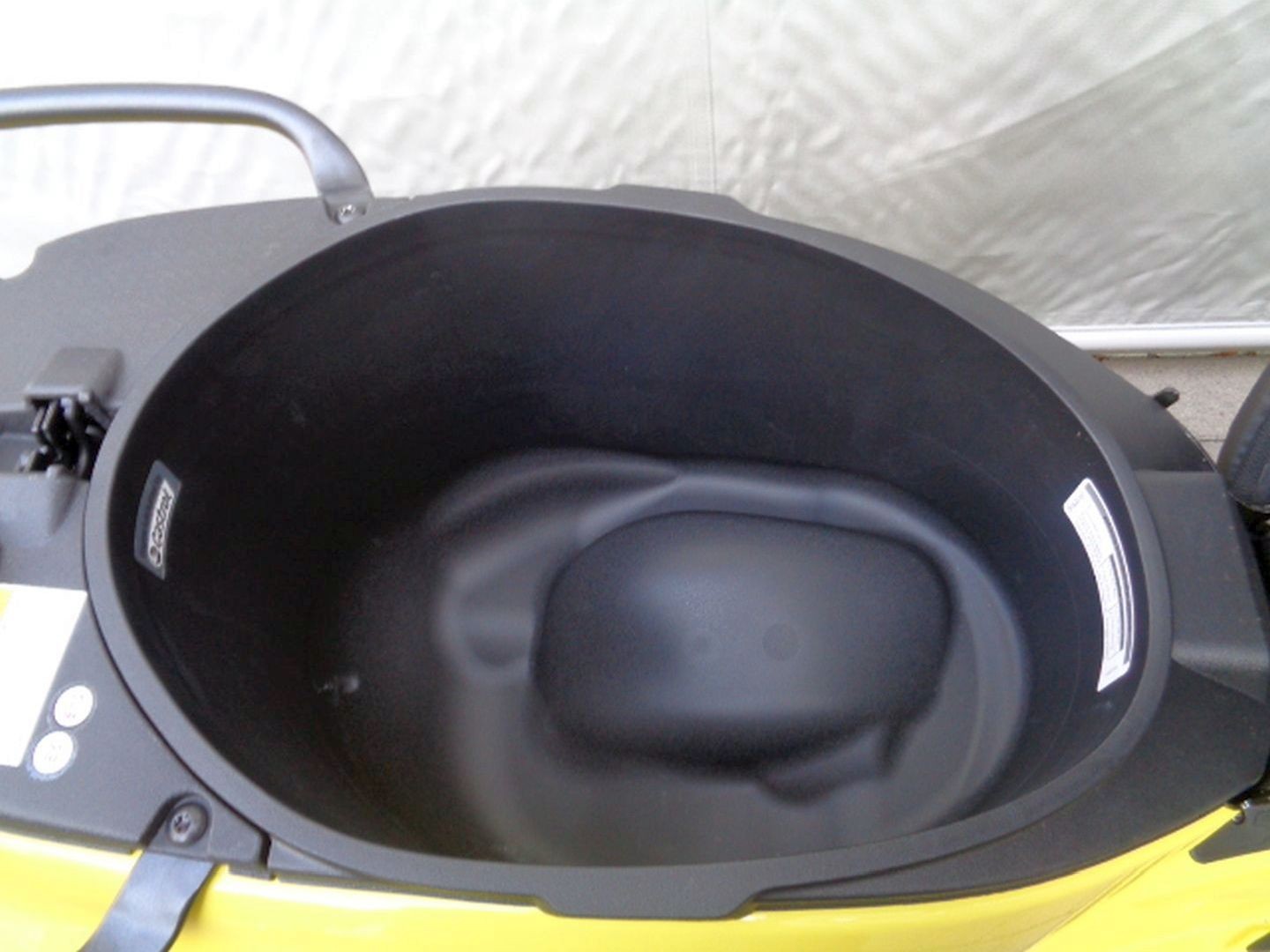 PIAGGIO VESPA PRIMAVERA SPORT 125 ABS 12" E5-image-7