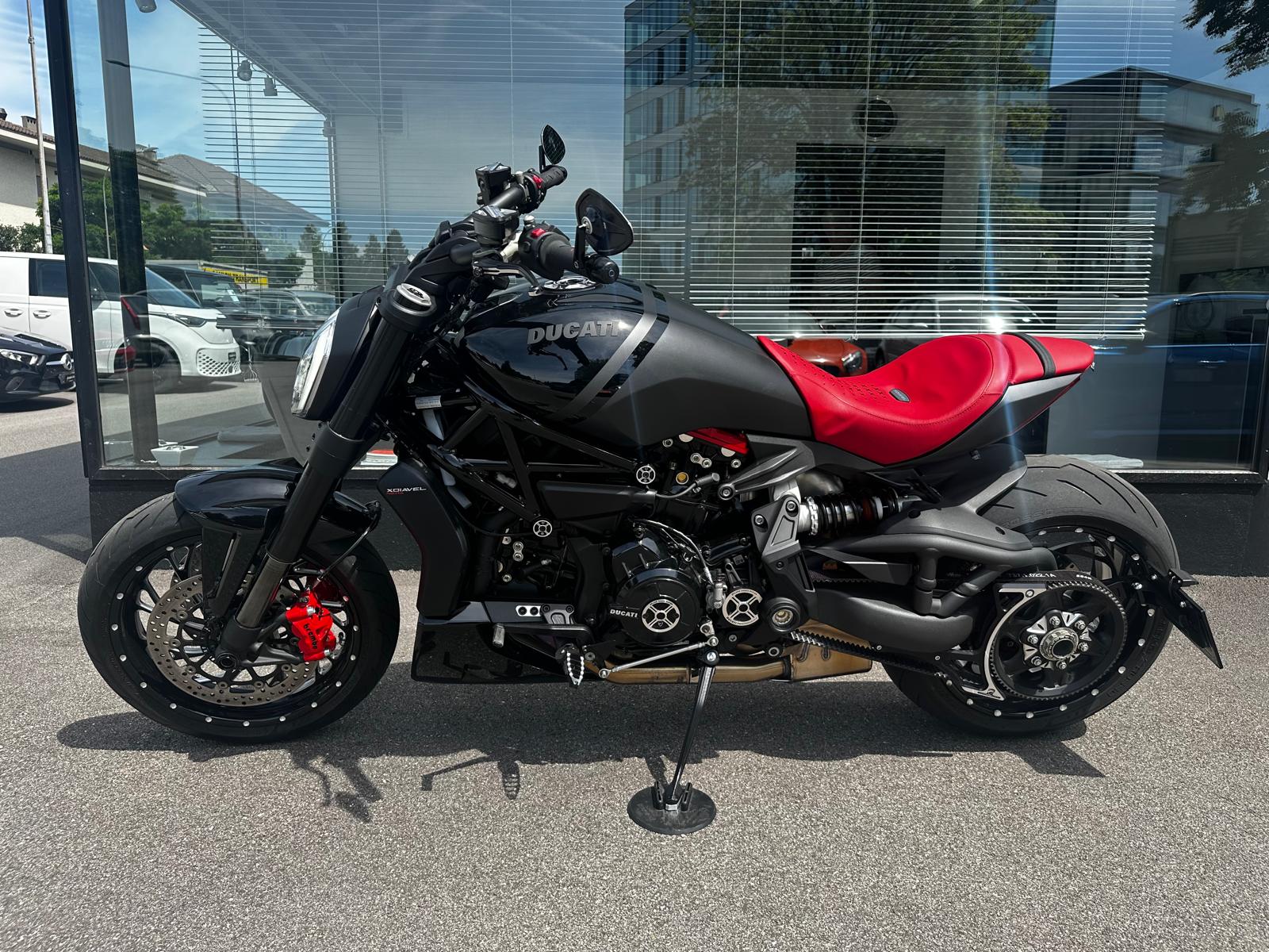Ducati XDiavel Nera