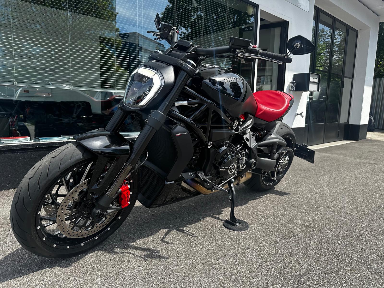 DUCATI XDiavel Nera-image-1