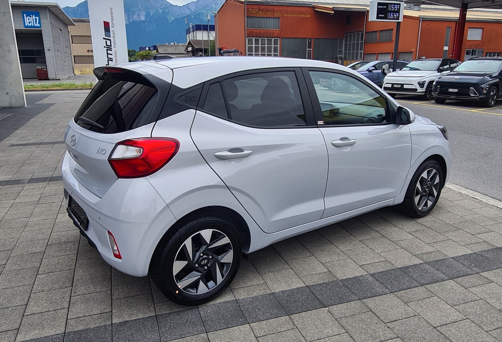 HYUNDAI i10 1.2 Amplia Aut.-showroom-element-3