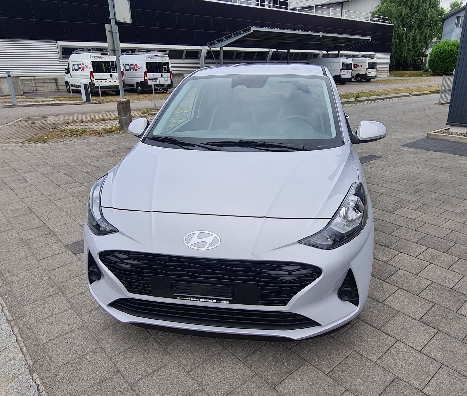 HYUNDAI i10 1.2 Amplia Aut.