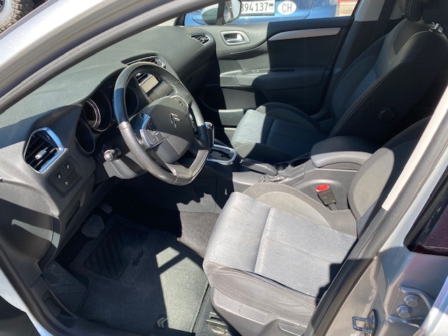 CITROEN C4 Berline 1.6 VTi Séduction BVA4-image-10