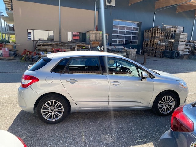 CITROEN C4 Berline 1.6 VTi Séduction BVA4-image-5