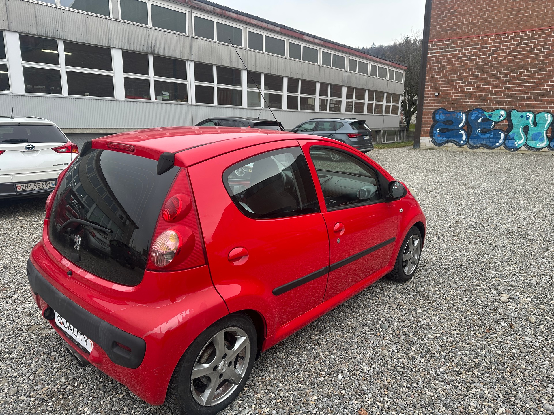 PEUGEOT 107 1.0 City Move-image-4