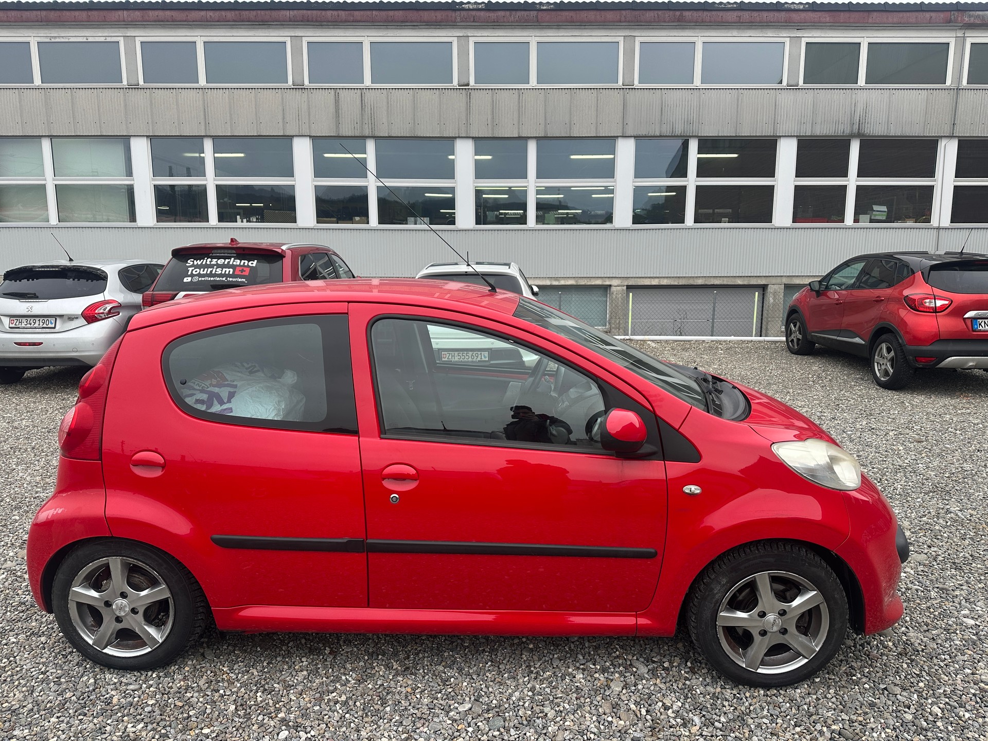 PEUGEOT 107 1.0 City Move-image-1