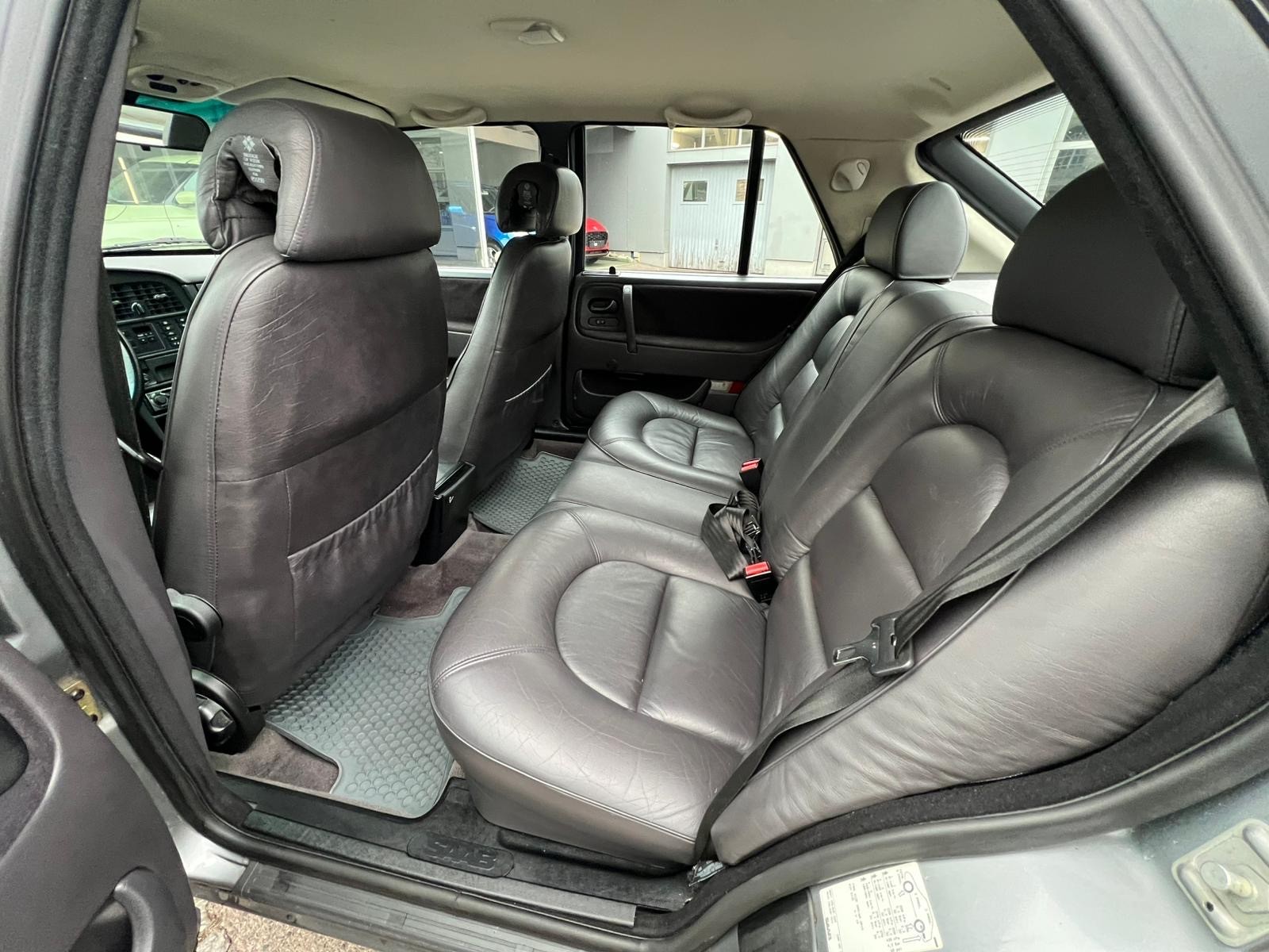 SAAB 9000 CSE 2.3 turbo 16-image-9
