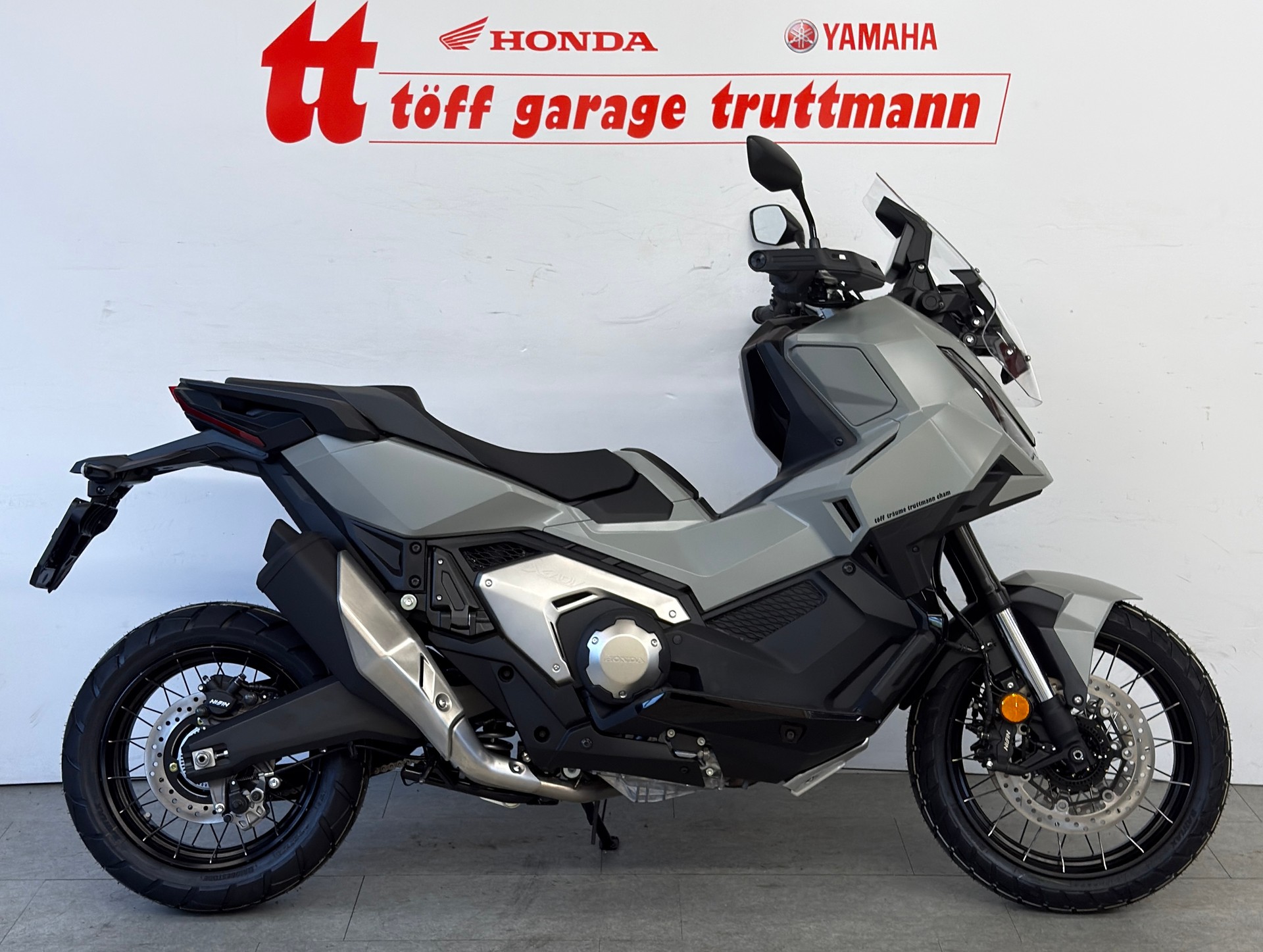 HONDA X-ADV 750
