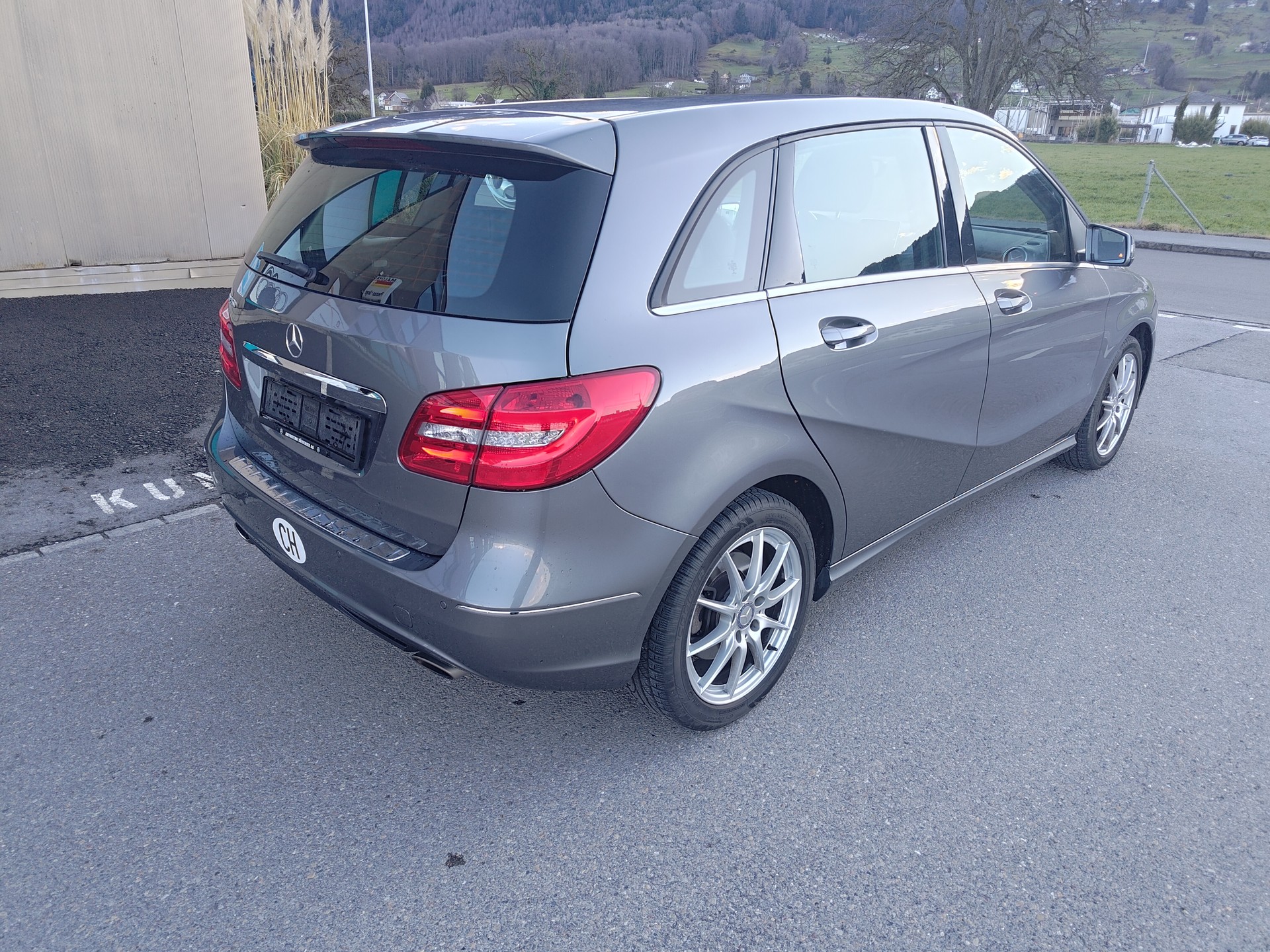 MERCEDES-BENZ B 250 7G-DCT-image-8