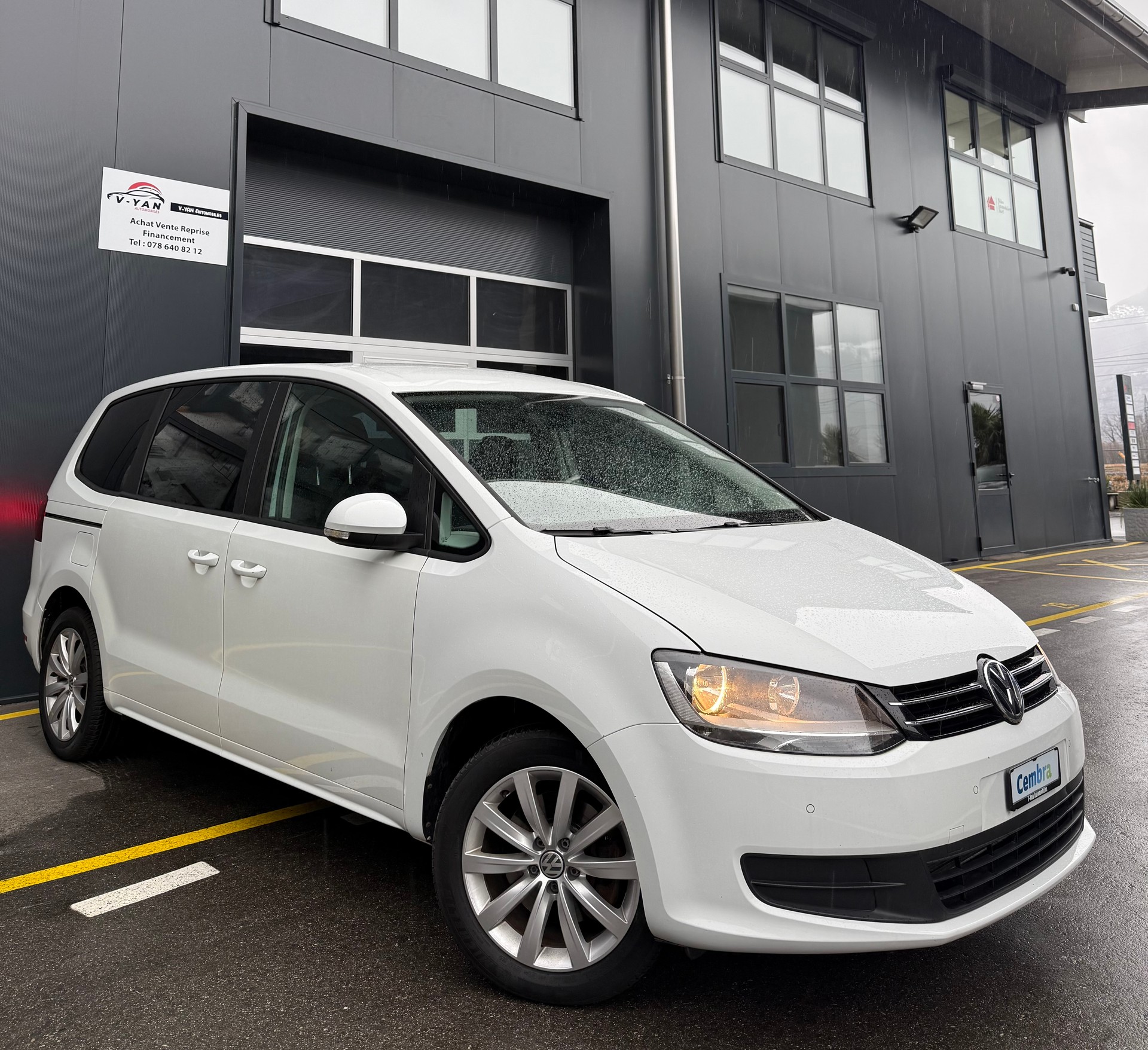 VW Sharan 2.0 TDI BMT Comfortline DSG-image-1