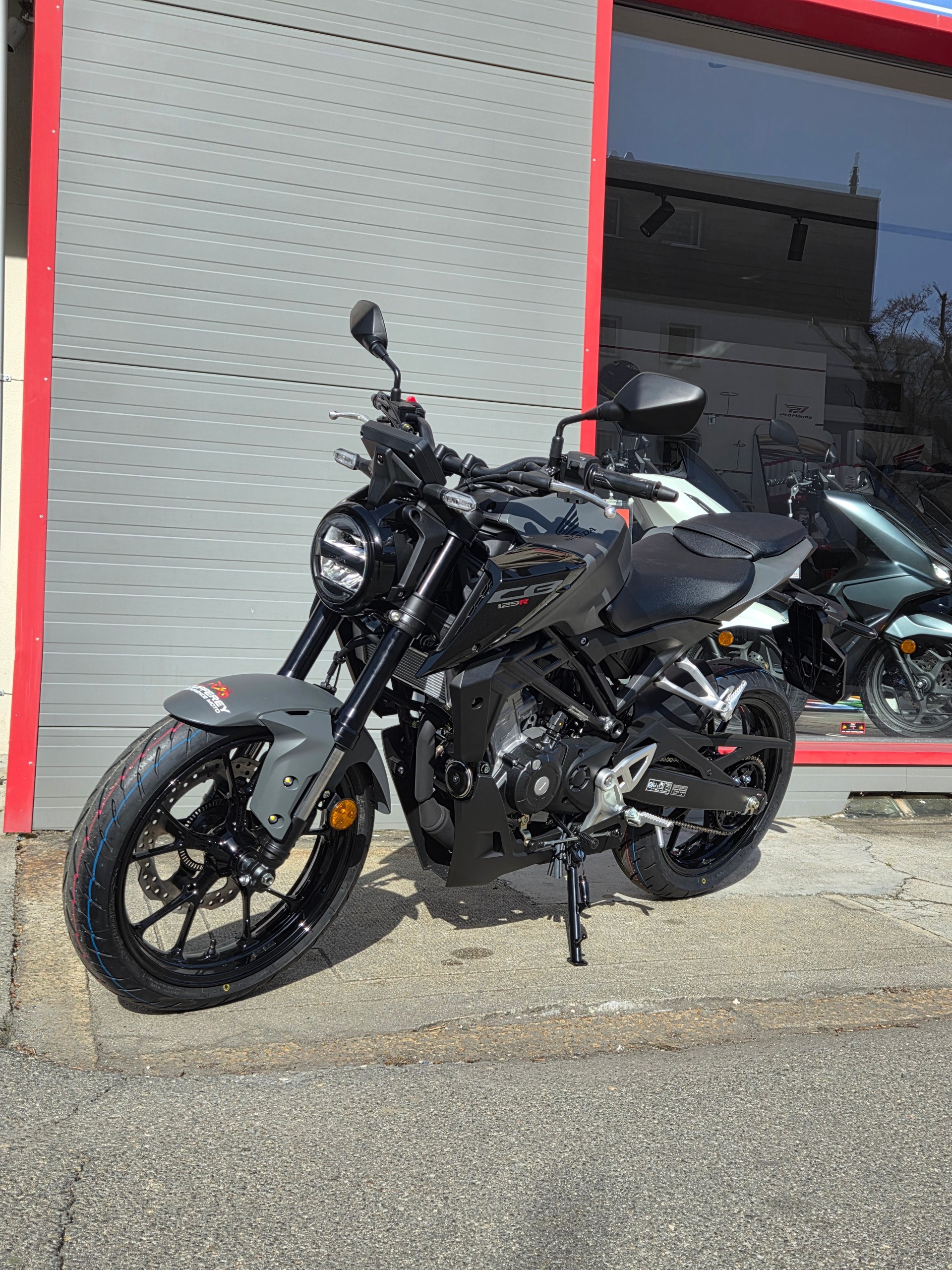 HONDA CB 125 R-image-2