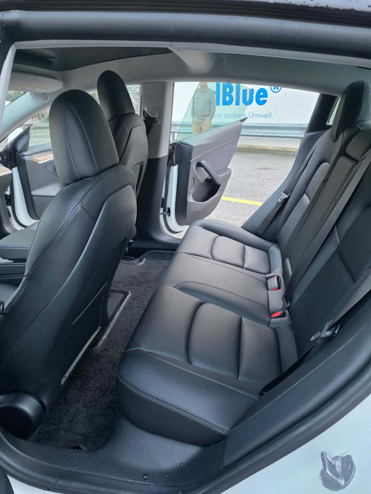 TESLA Model 3 Performance Dual Motor AWD-image-7