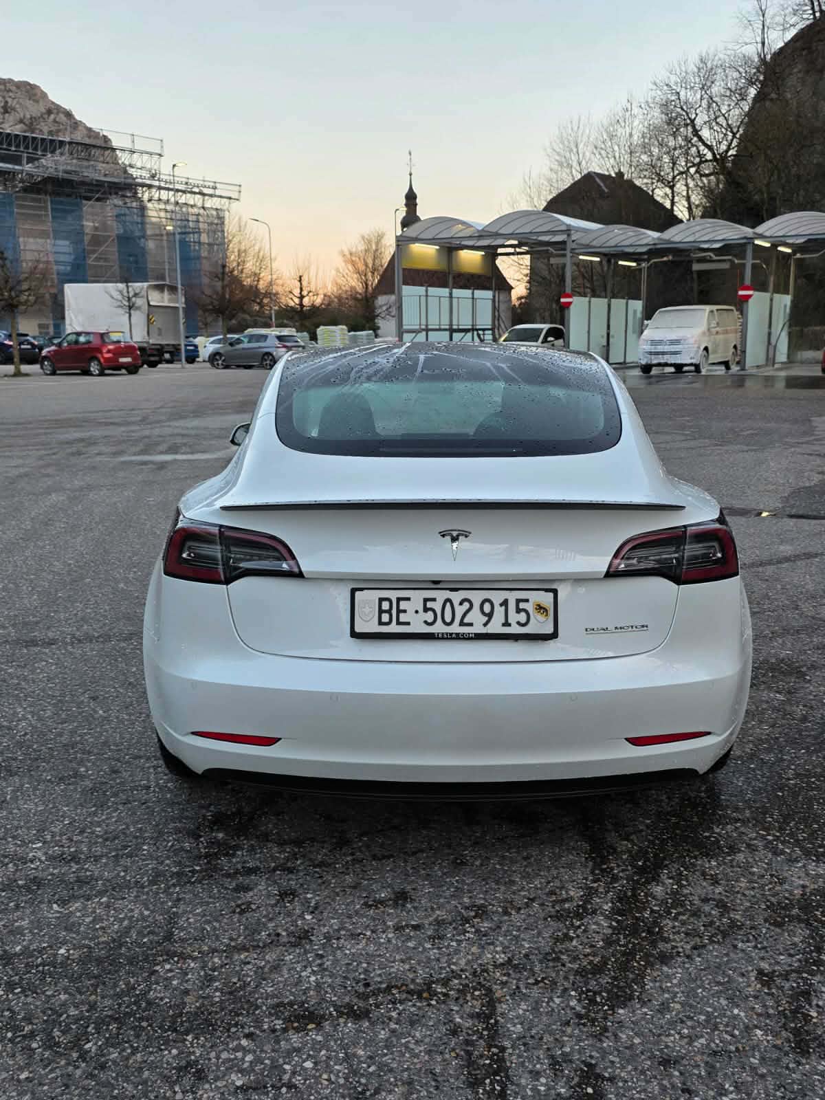 TESLA Model 3 Performance Dual Motor AWD-image-3