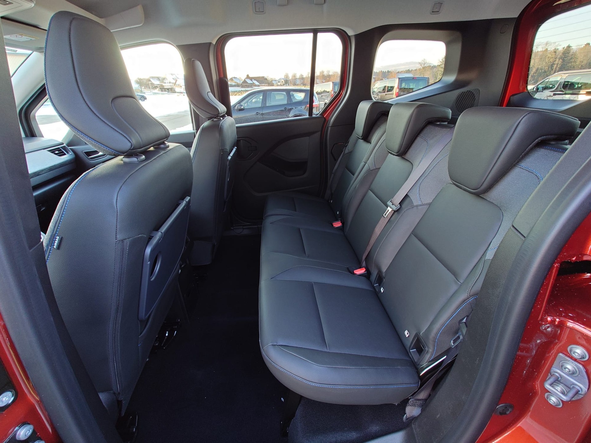 NISSAN Townstar L1 1.3 DIG-T 130 Tekna-image-8