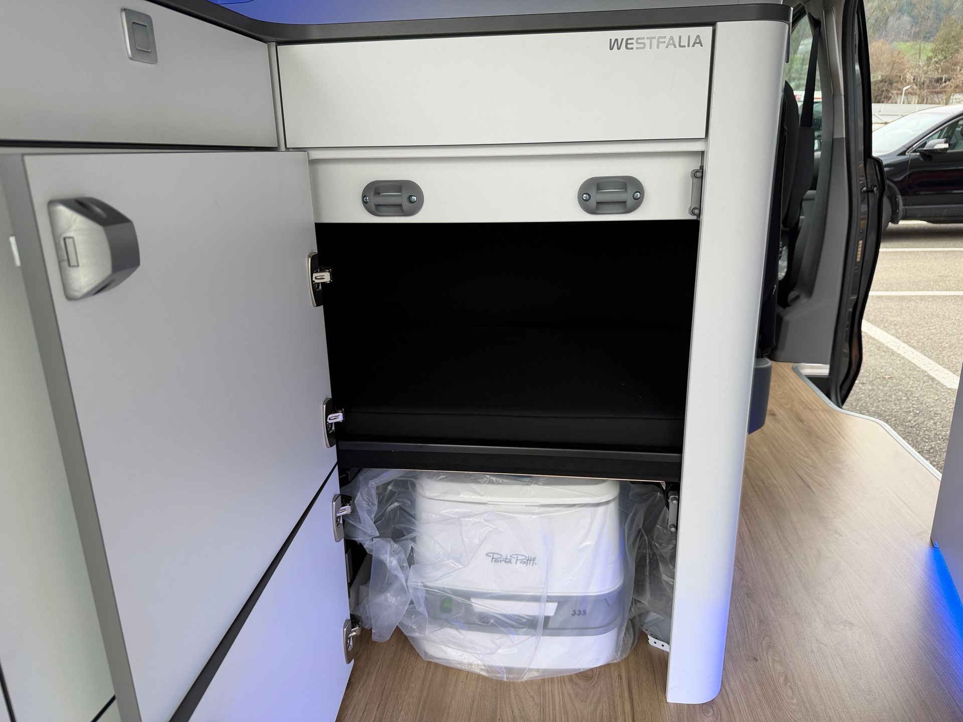 FORD New Nugget Titanium L1 2.0 tdi 170 PS AT8 WESTFALIA-image-12
