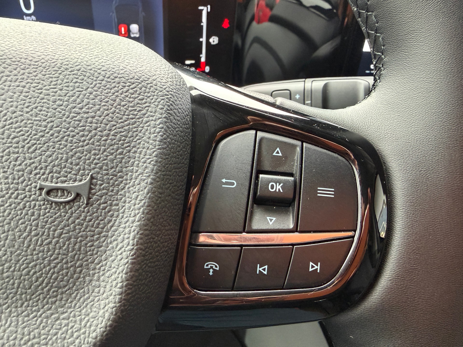 FORD New Nugget Titanium L1 2.0 tdi 170 PS AT8 WESTFALIA-image-25