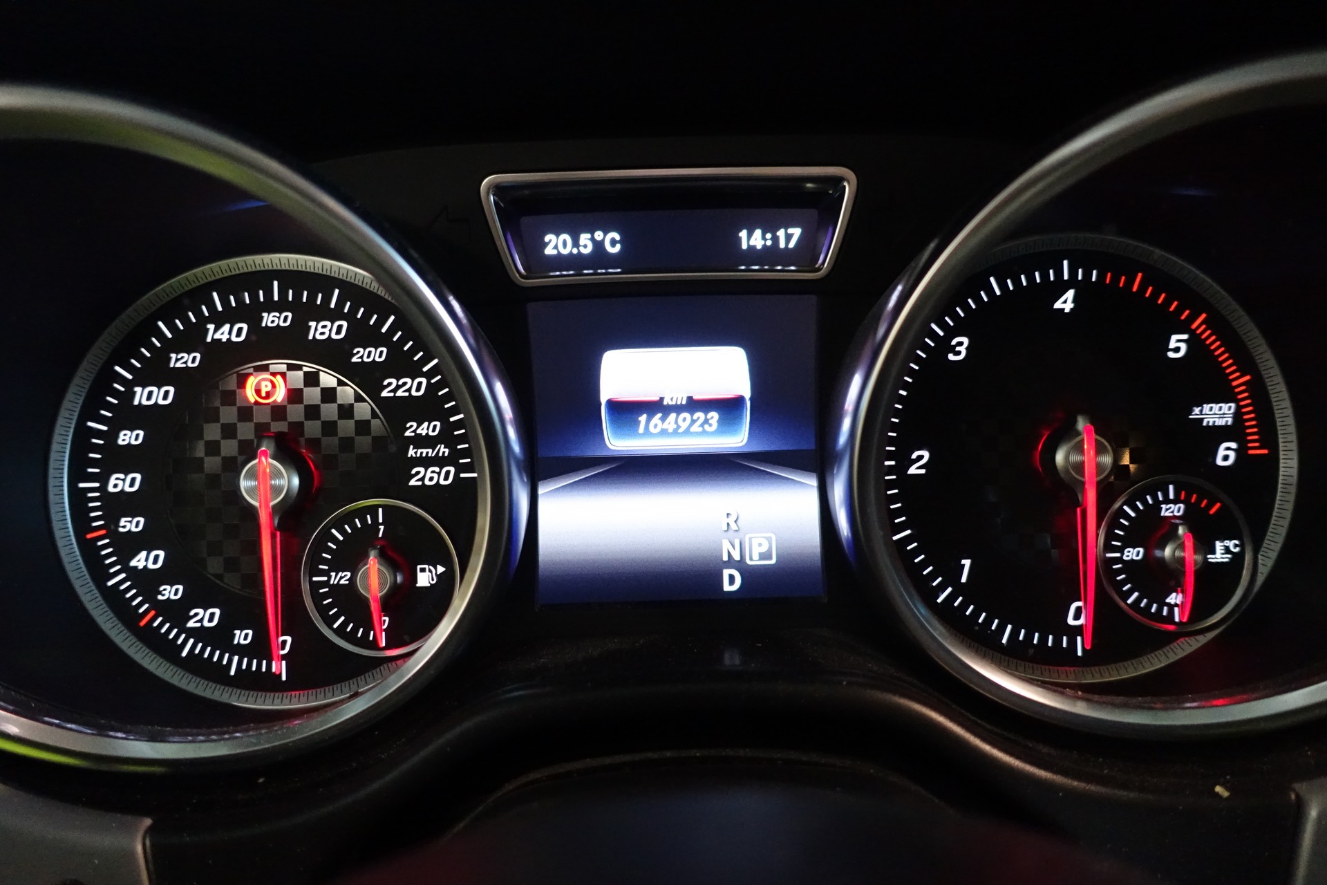 MERCEDES-BENZ GLE 350 d Executive 4Matic 9G-Tronic-image-10