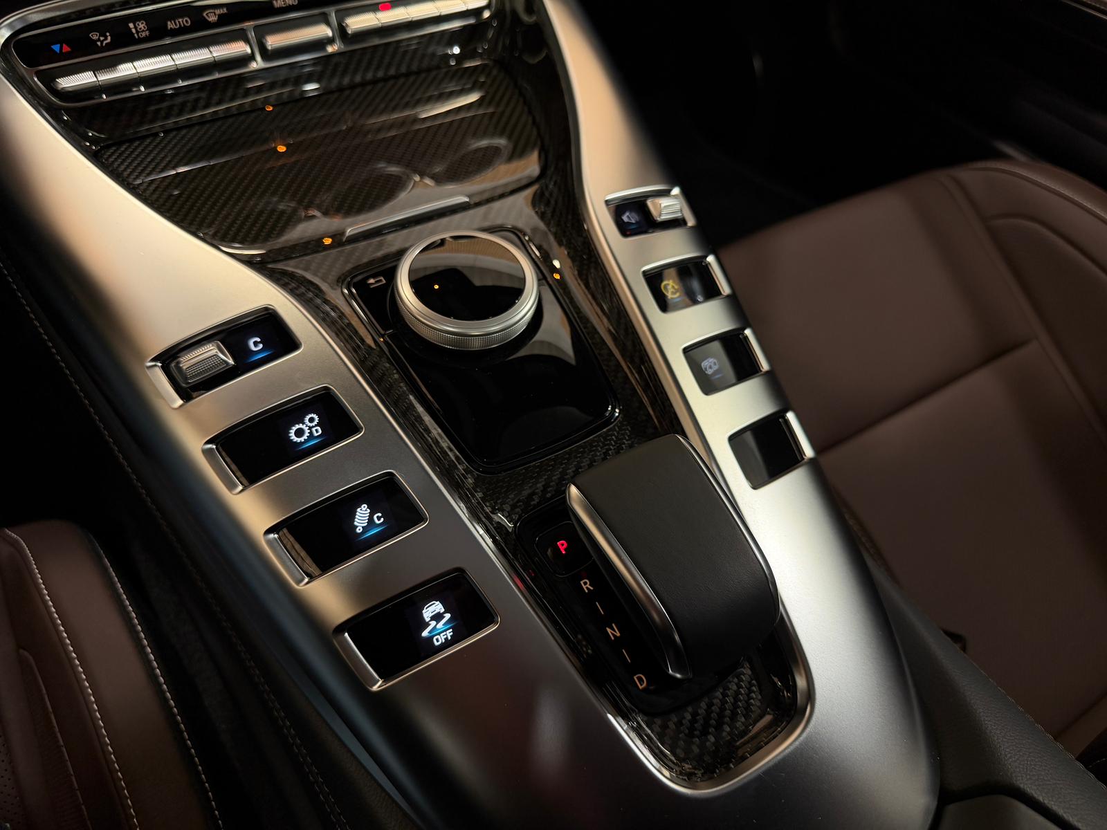 MERCEDES-BENZ AMG GT C Speedshift DCT *CH Fahrzeug* Gratis Service-image-16