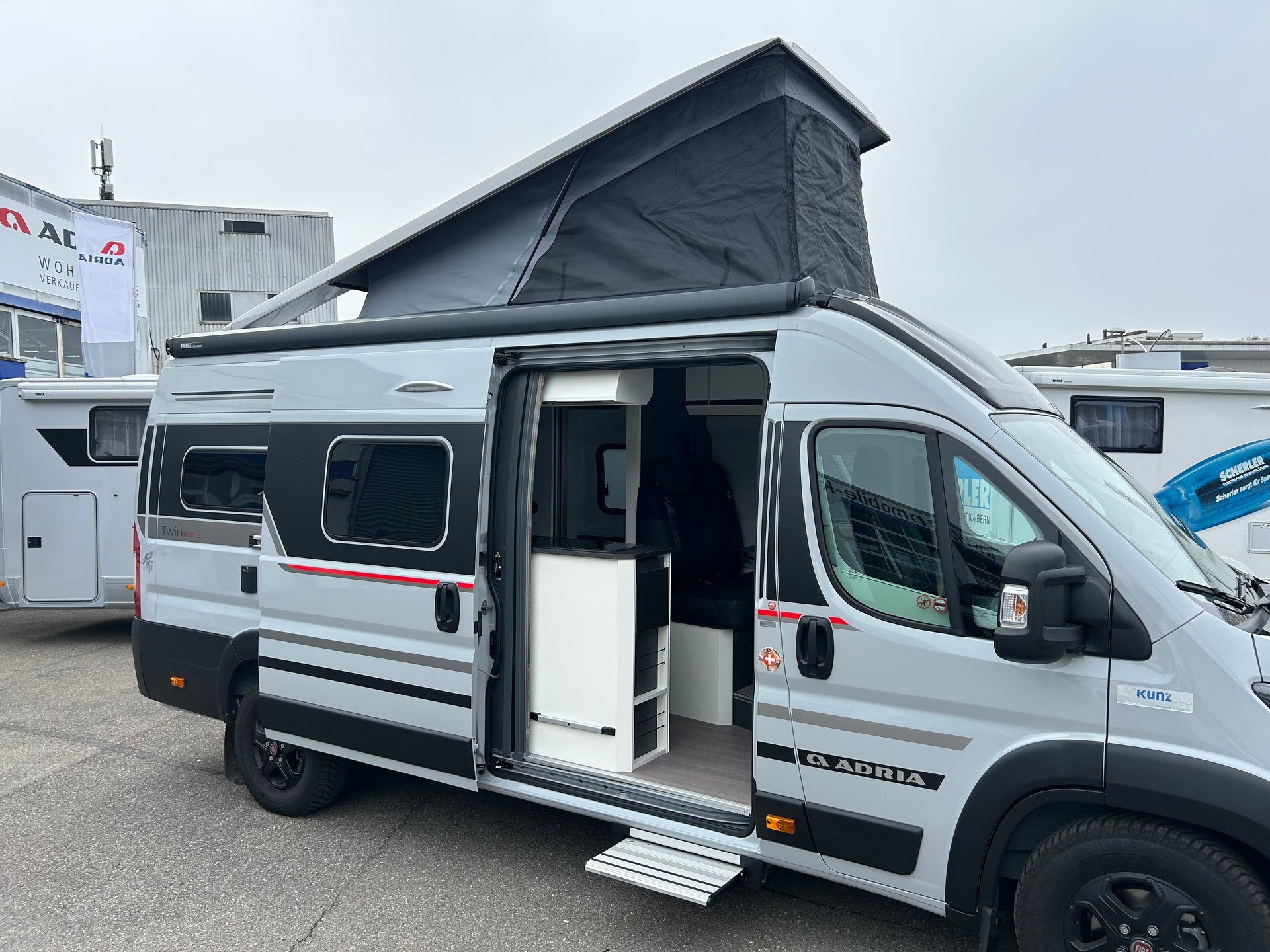 ADRIA Twin Sports 640 SLB-showroom-element-2