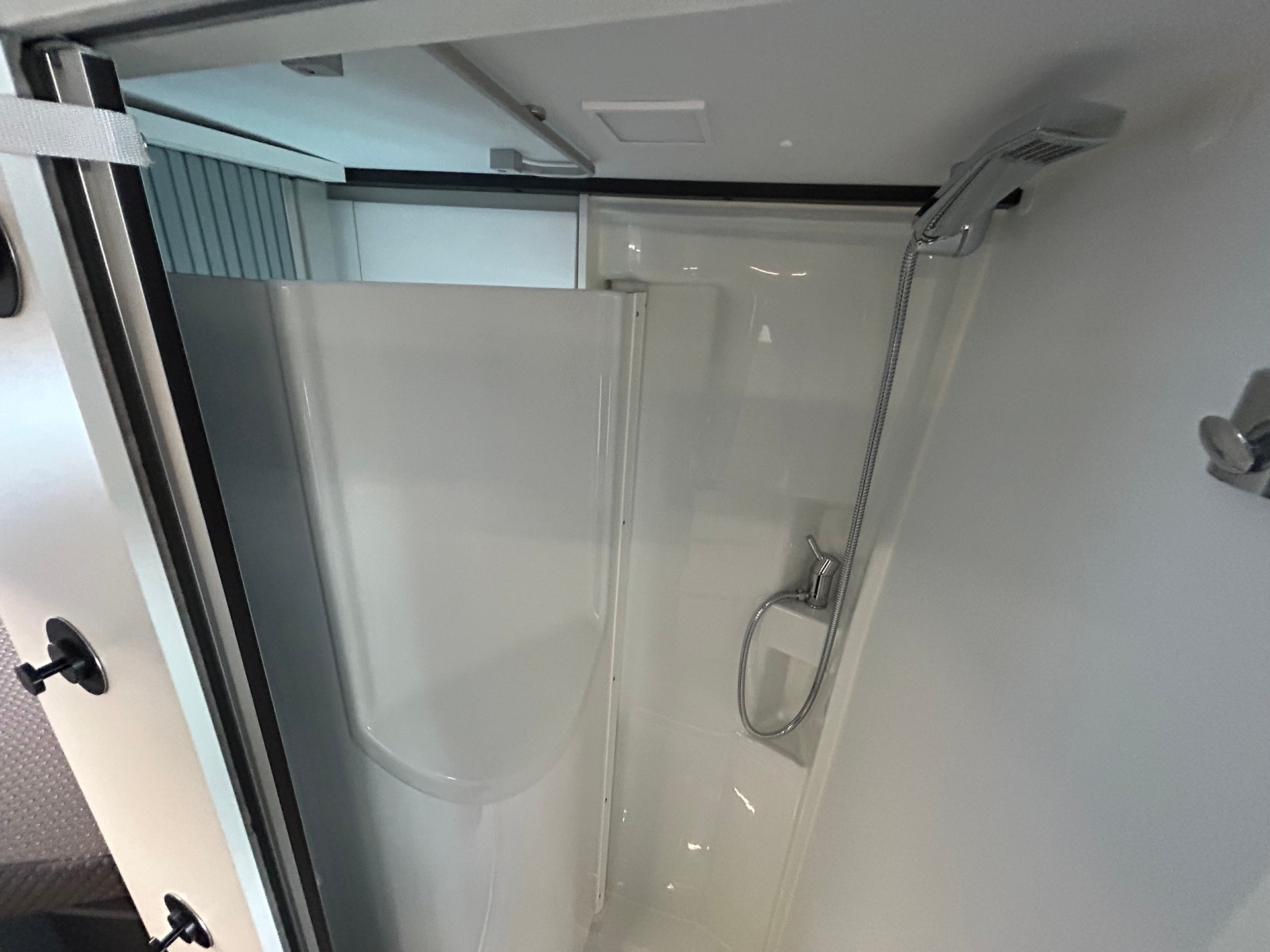 ADRIA Twin Sports 640 SLB-image-18
