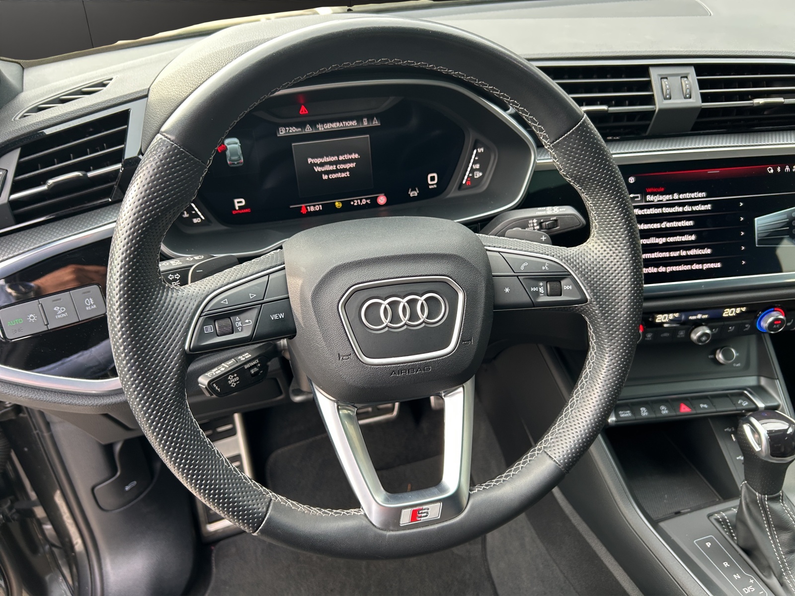 AUDI Q3 35 TFSI S line Attraction S-tronic-image-9