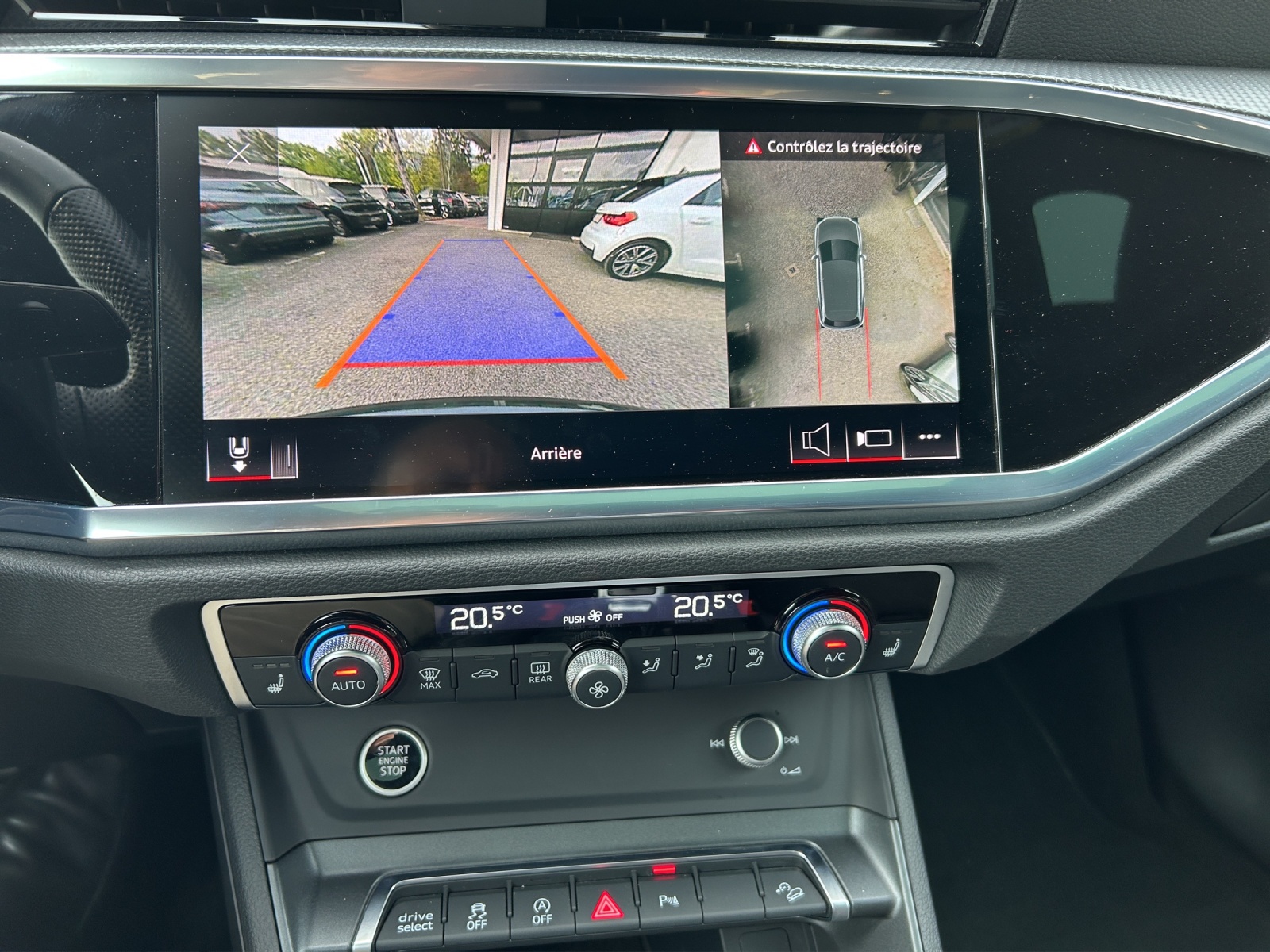 AUDI Q3 35 TFSI S line Attraction S-tronic-image-14