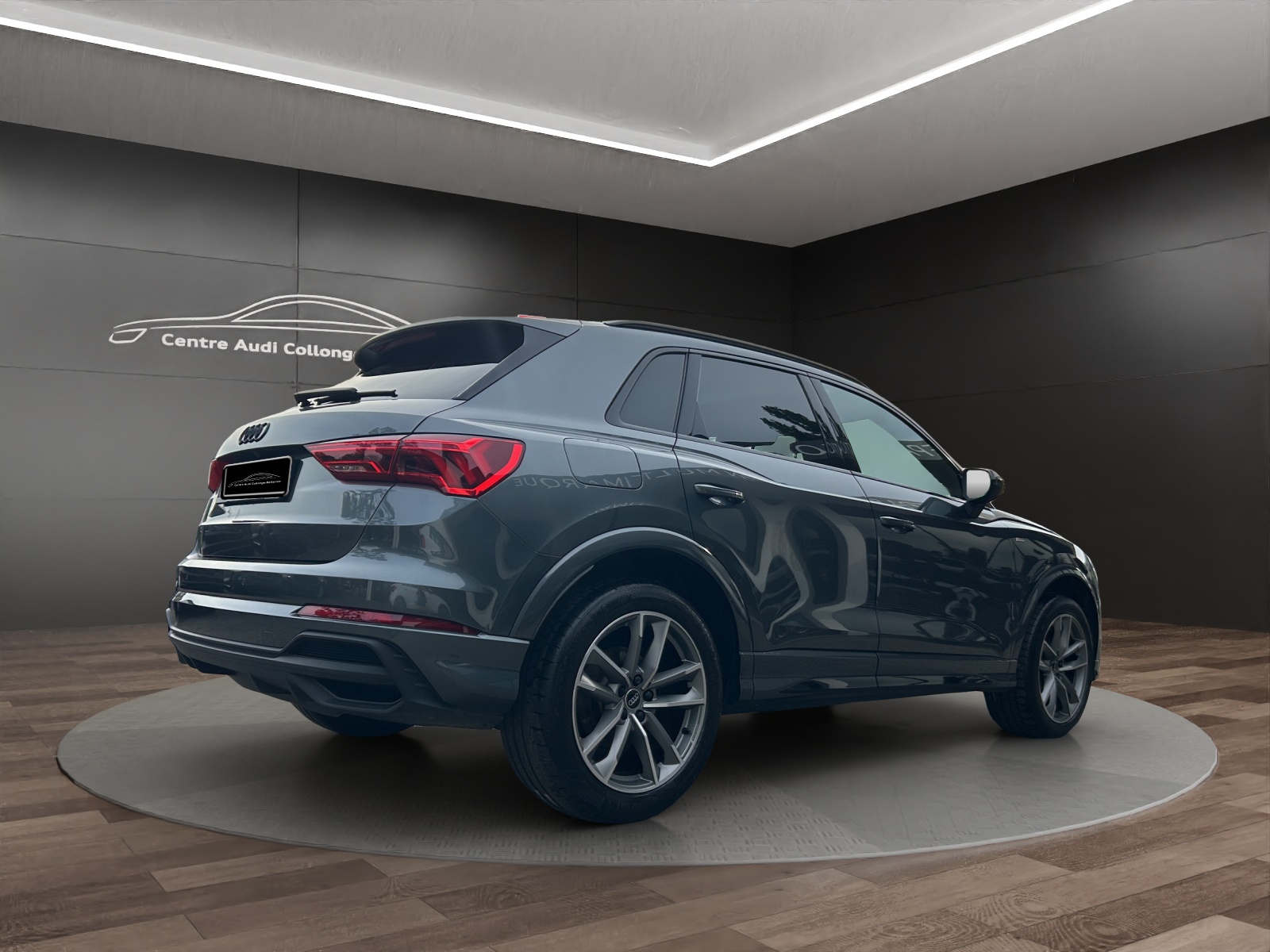 AUDI Q3 35 TFSI S line Attraction S-tronic-image-5