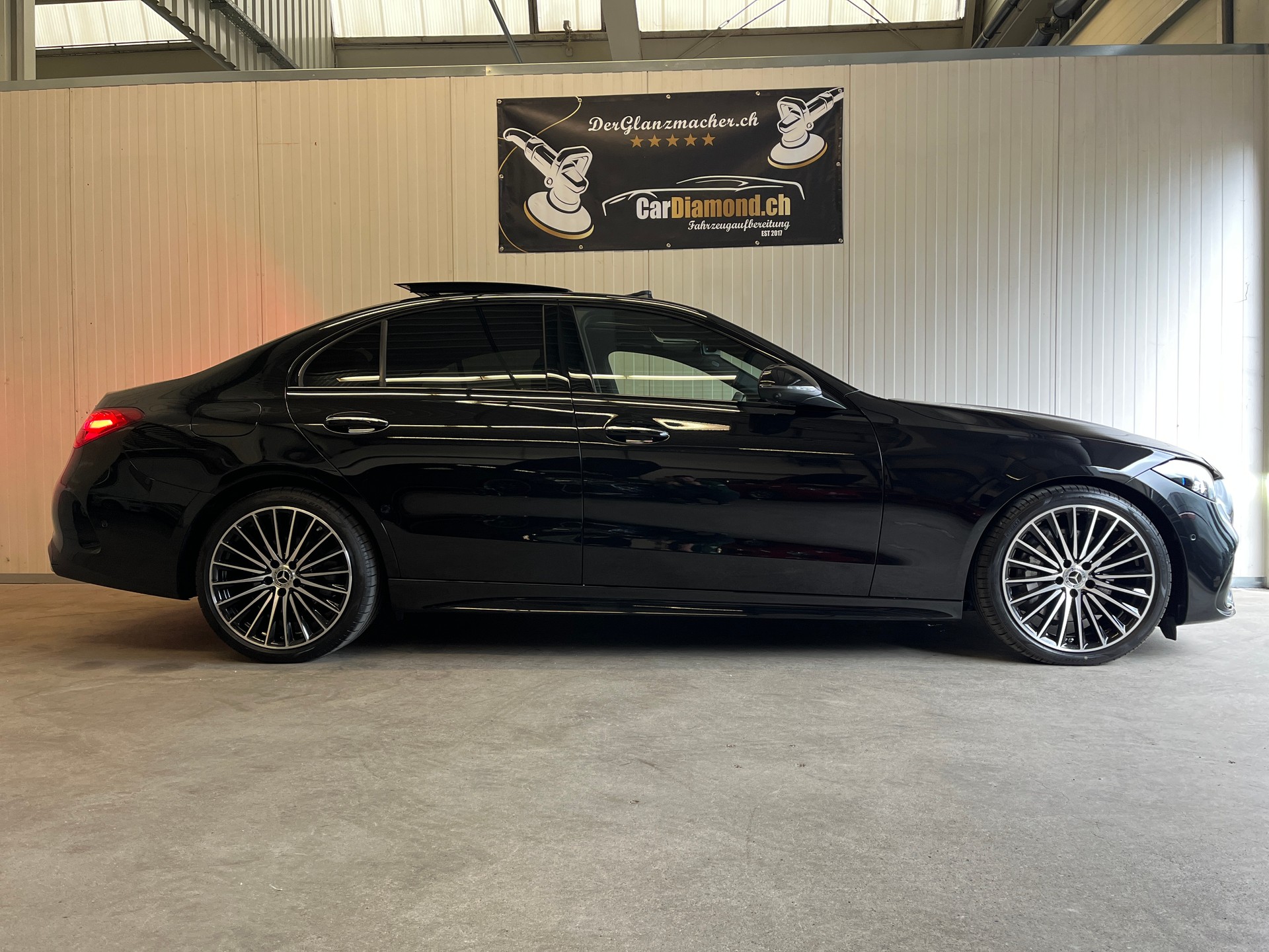 MERCEDES-BENZ C 300 d 4 Matic Limousine AMG-Styling-image-6