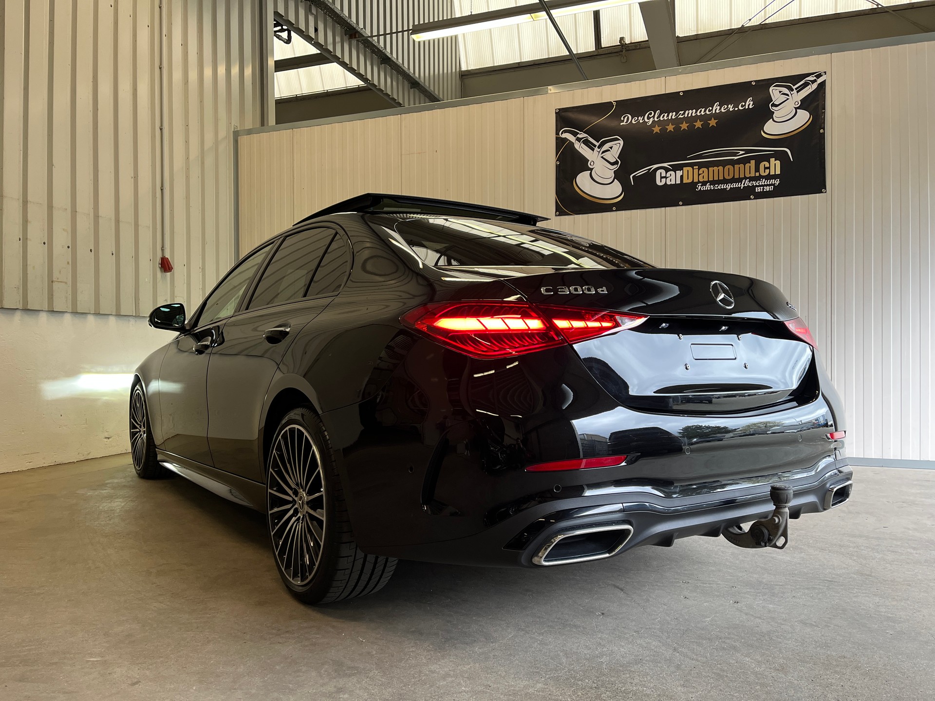 MERCEDES-BENZ C 300 d 4 Matic Limousine AMG-Styling-image-15