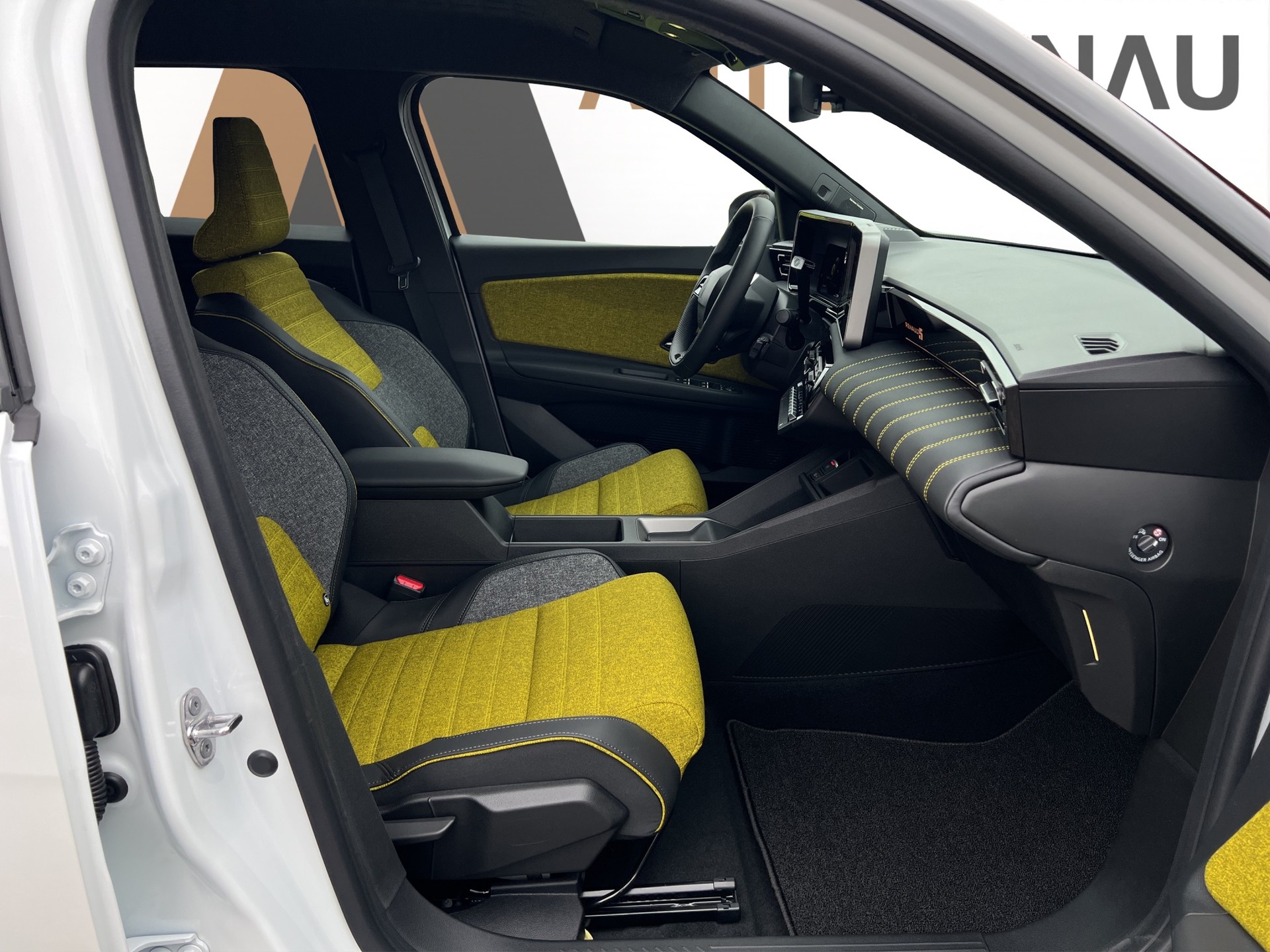 RENAULT R5 E-Tech Comfort Range iconic five-image-12