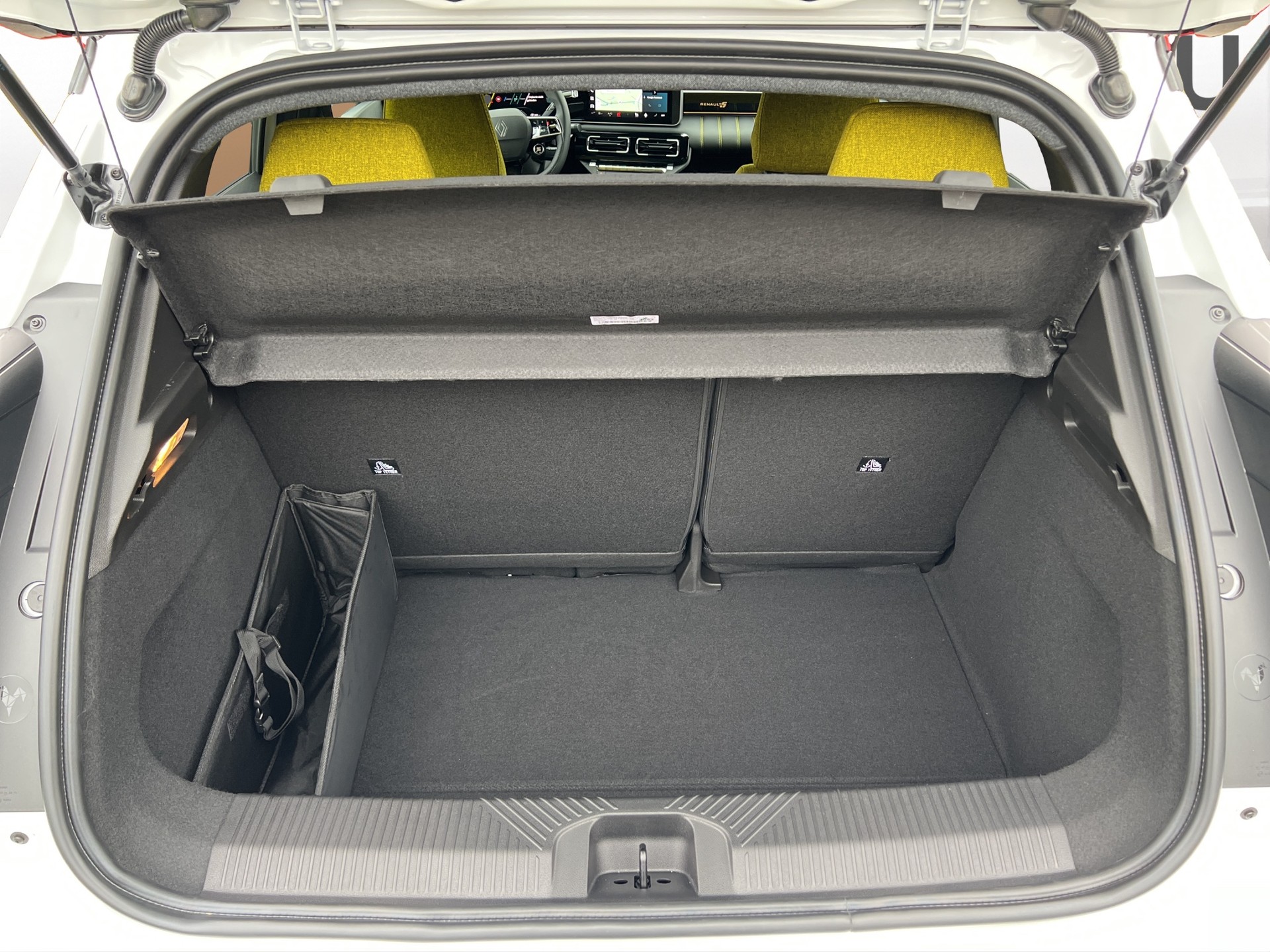 RENAULT R5 E-Tech Comfort Range iconic five-image-25