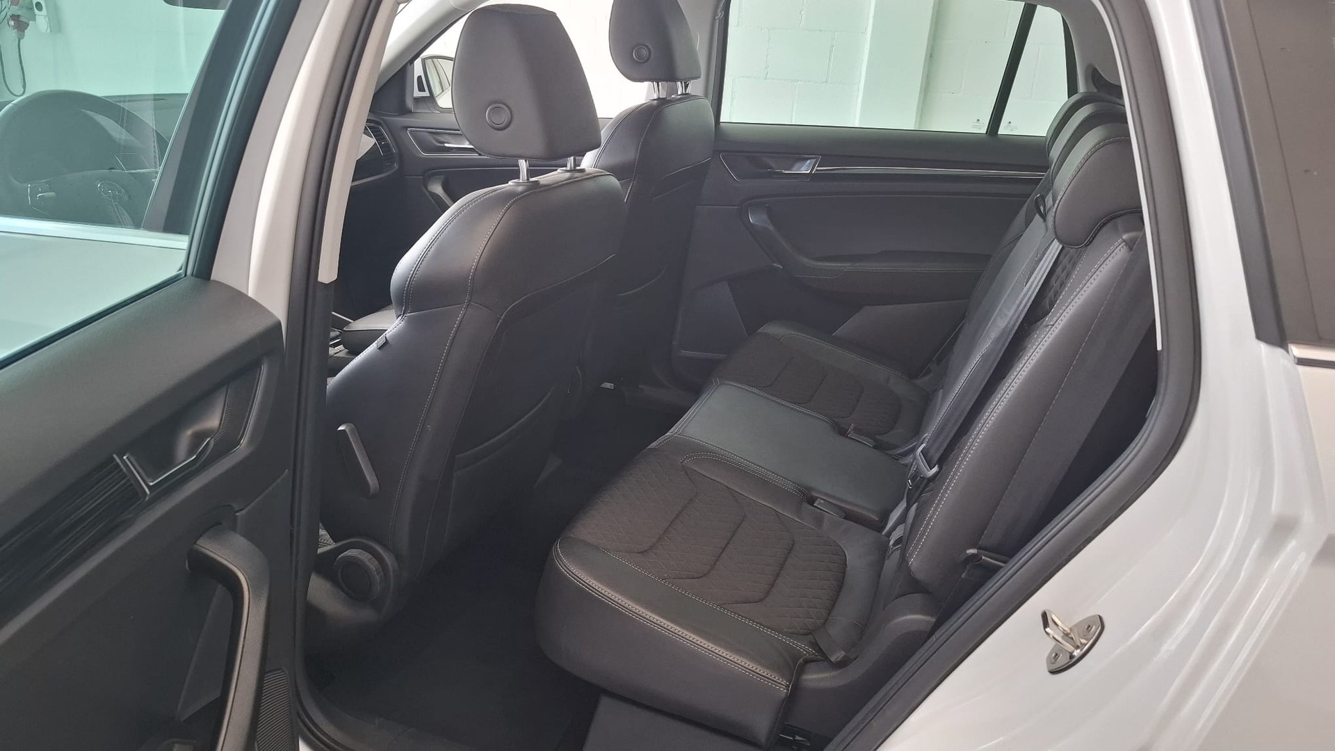 SKODA Kodiaq 2.0 TDI SCR Style 4x4 DSG-image-8