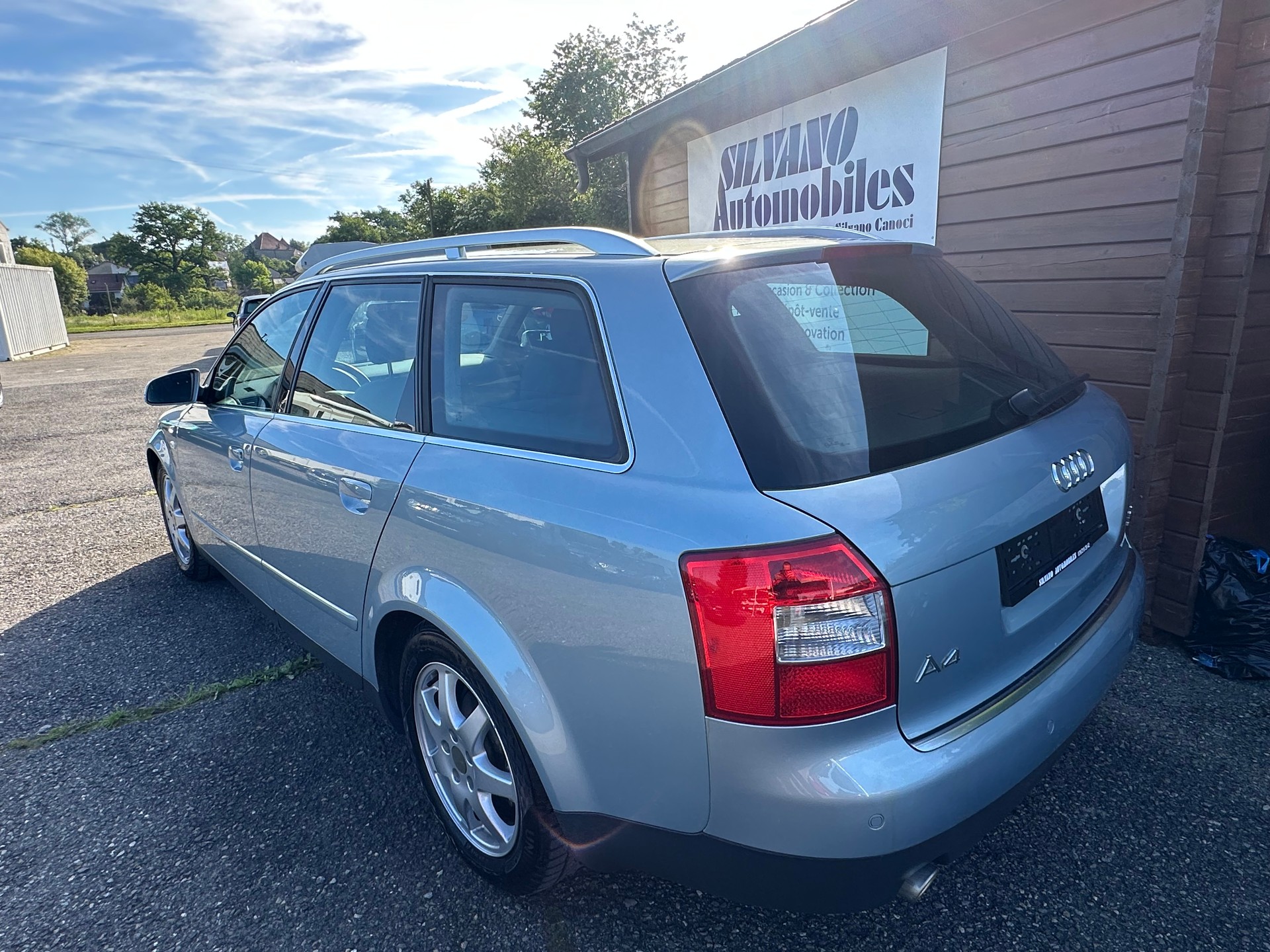 AUDI A4 Avant 3.0 V6 quattro-image-4