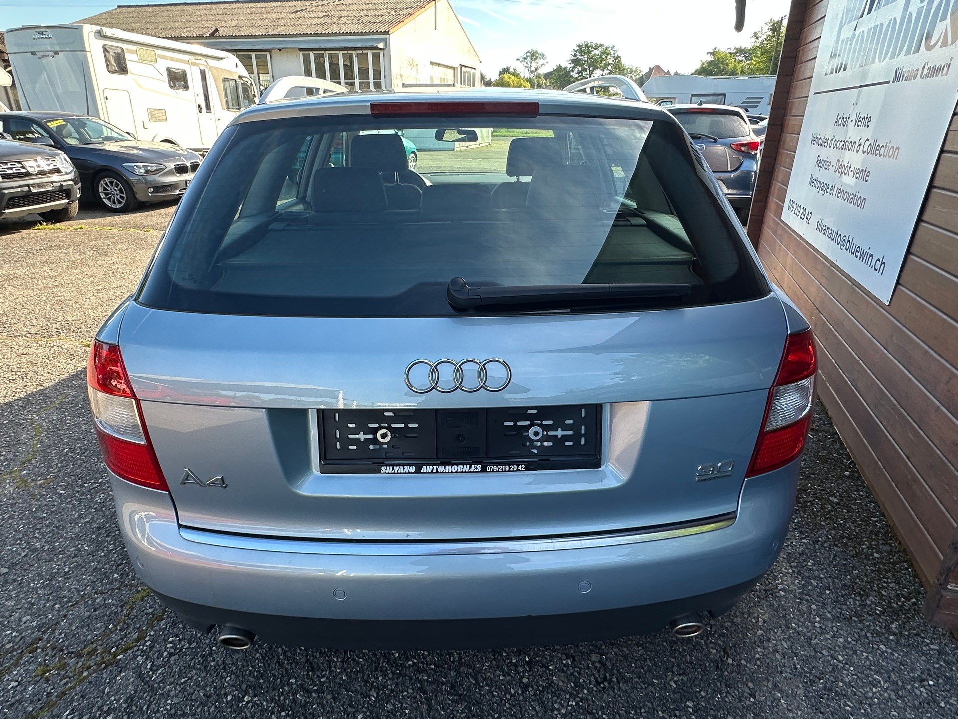 AUDI A4 Avant 3.0 V6 quattro-image-5