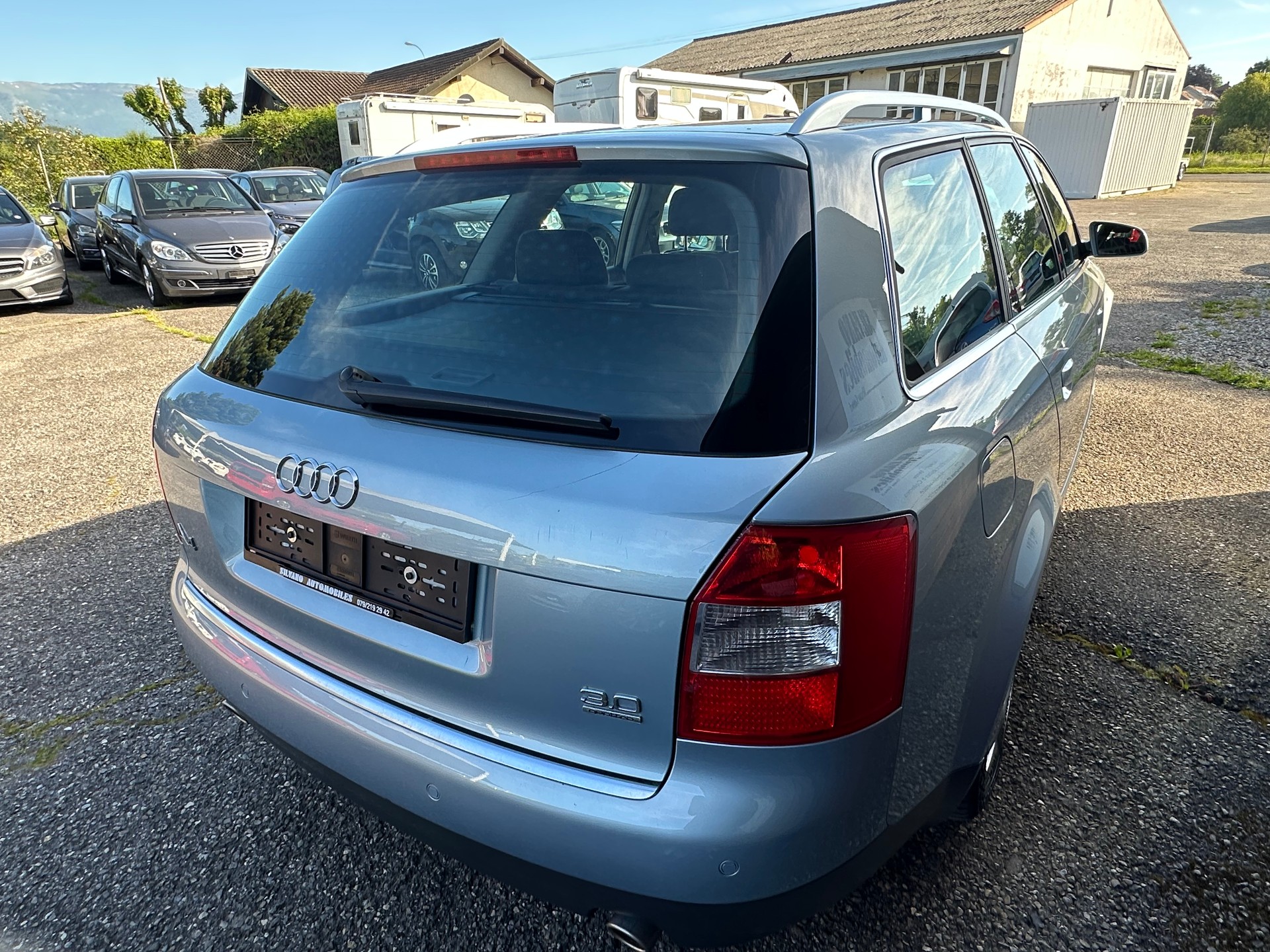 AUDI A4 Avant 3.0 V6 quattro-image-6