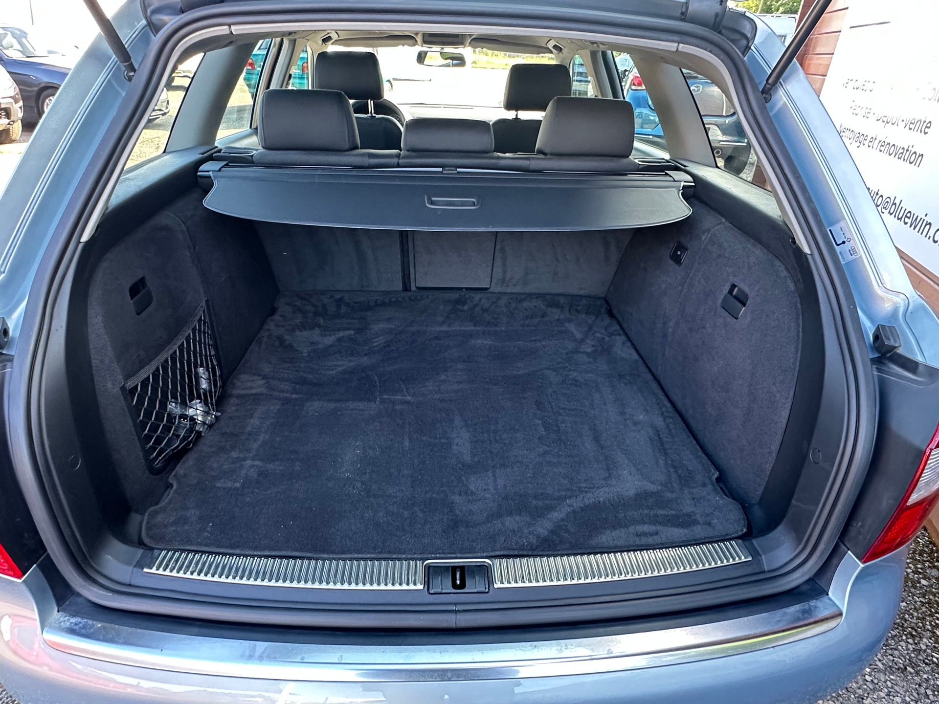 AUDI A4 Avant 3.0 V6 quattro-image-8