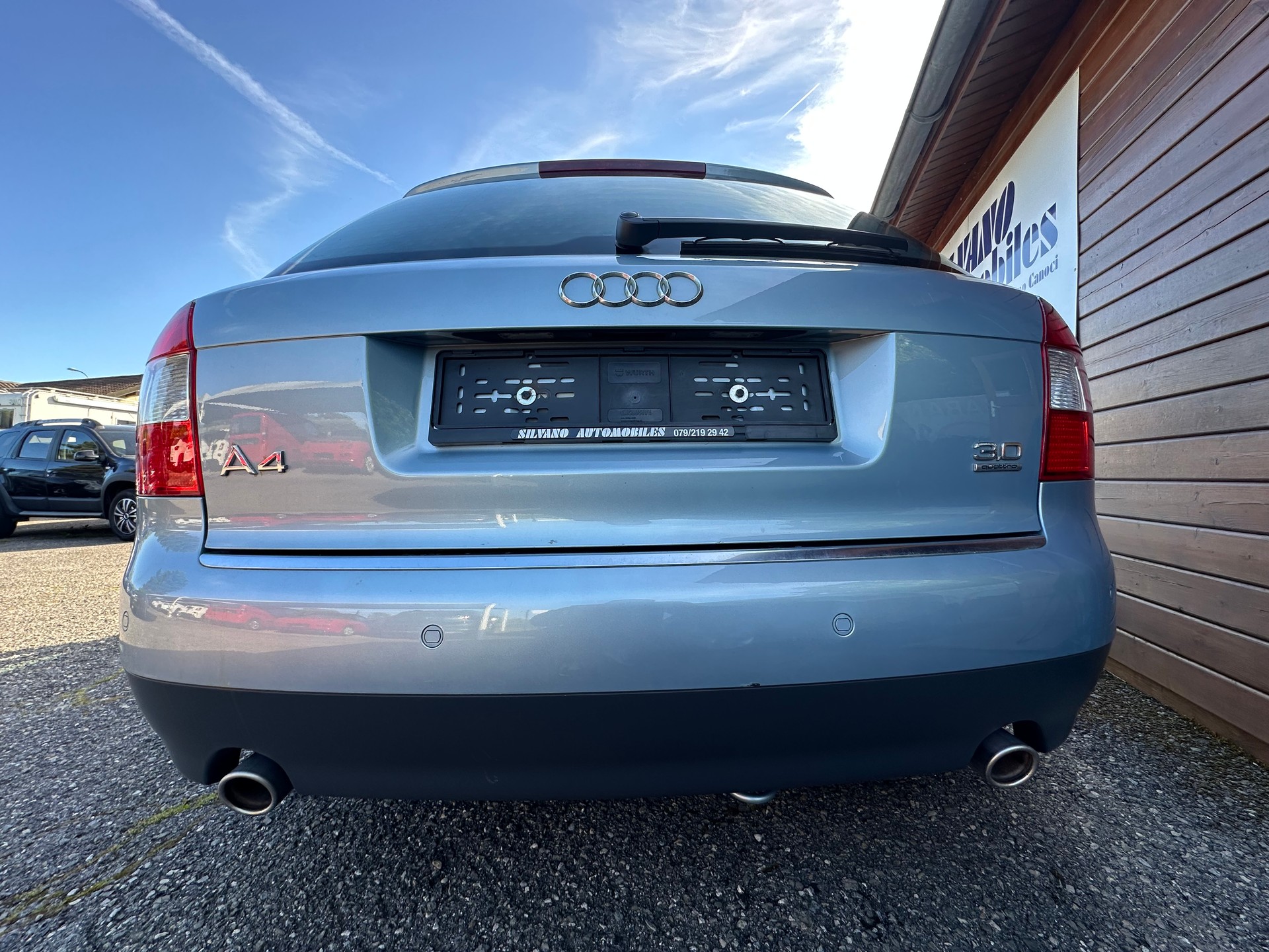 AUDI A4 Avant 3.0 V6 quattro-image-18