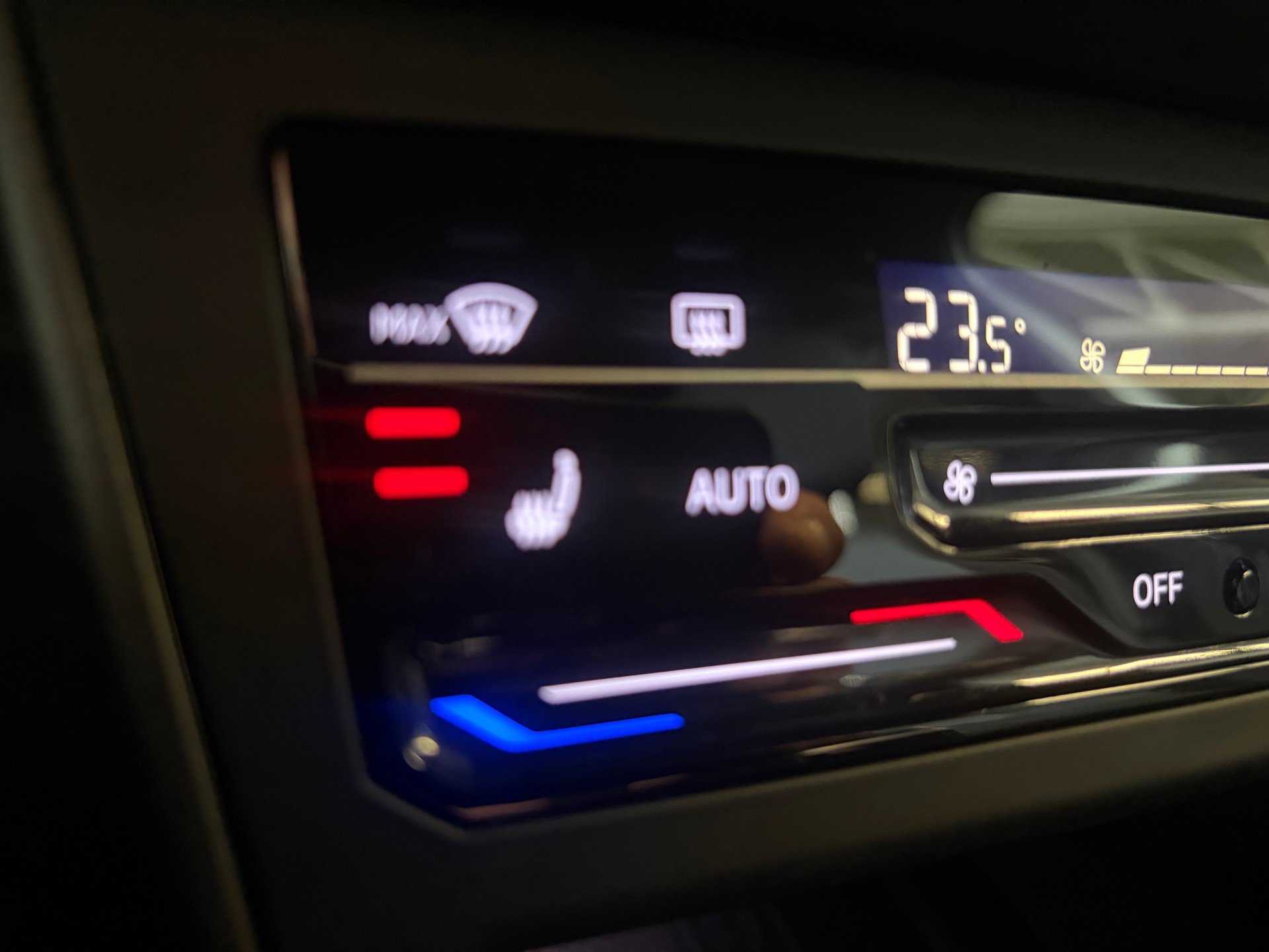VW Polo 1.0 TSI R-Line DSG | CH | Adaptiver Tempomat ACC | Navi Discover Pro | Digital Cockpit Pro | Lane & Front Assist |-image-17