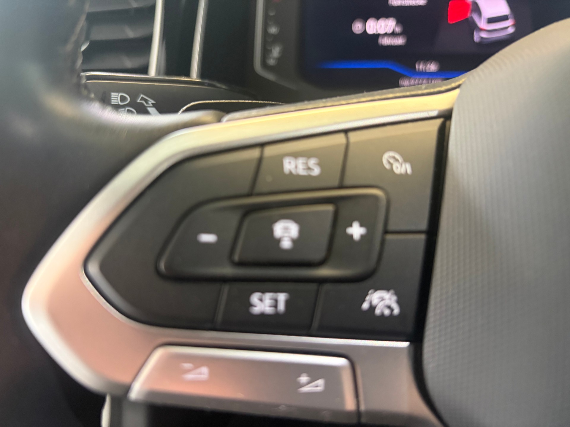 VW Polo 1.0 TSI R-Line DSG | CH | Adaptiver Tempomat ACC | Navi Discover Pro | Digital Cockpit Pro | Lane & Front Assist |-image-19