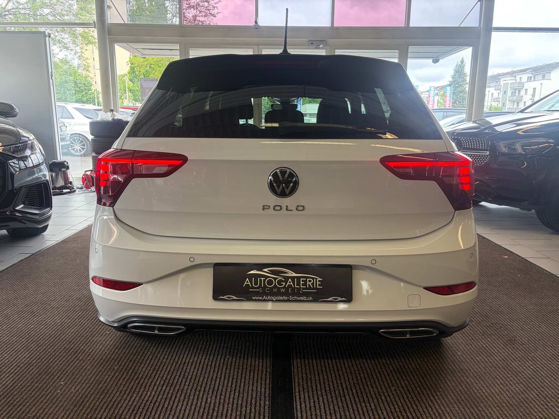 VW Polo 1.0 TSI R-Line DSG | CH | Adaptiver Tempomat ACC | Navi Discover Pro | Digital Cockpit Pro | Lane & Front Assist |-image-23