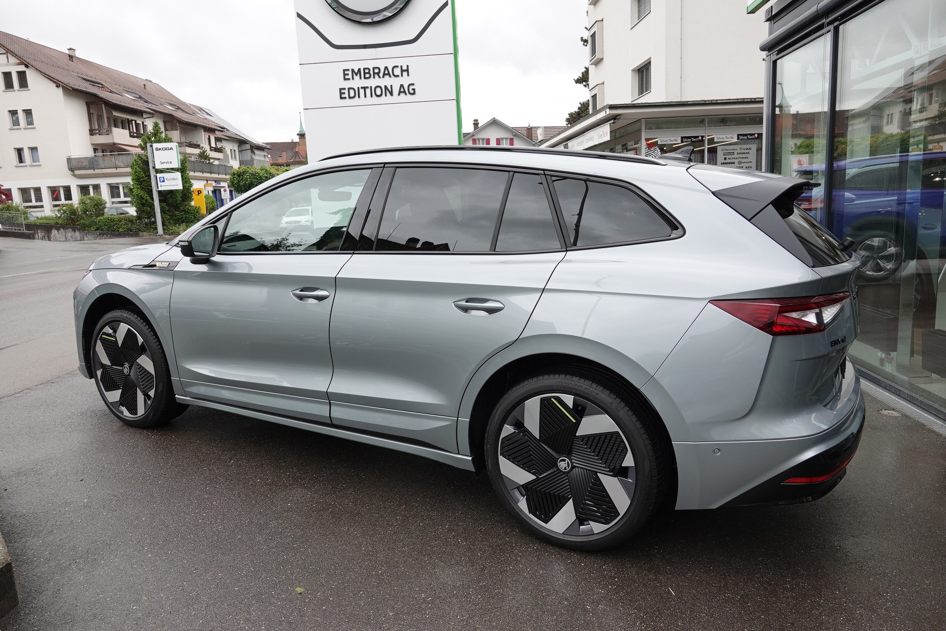 SKODA Enyaq RS 4x4-image-6