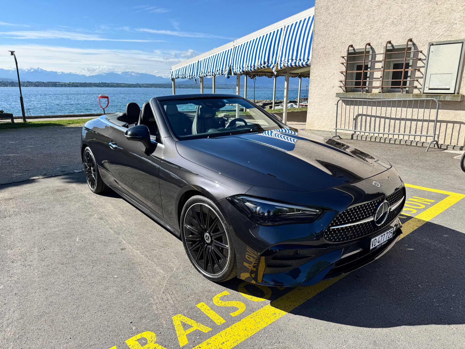 MERCEDES-BENZ CLE 300 AMG Line 4matic