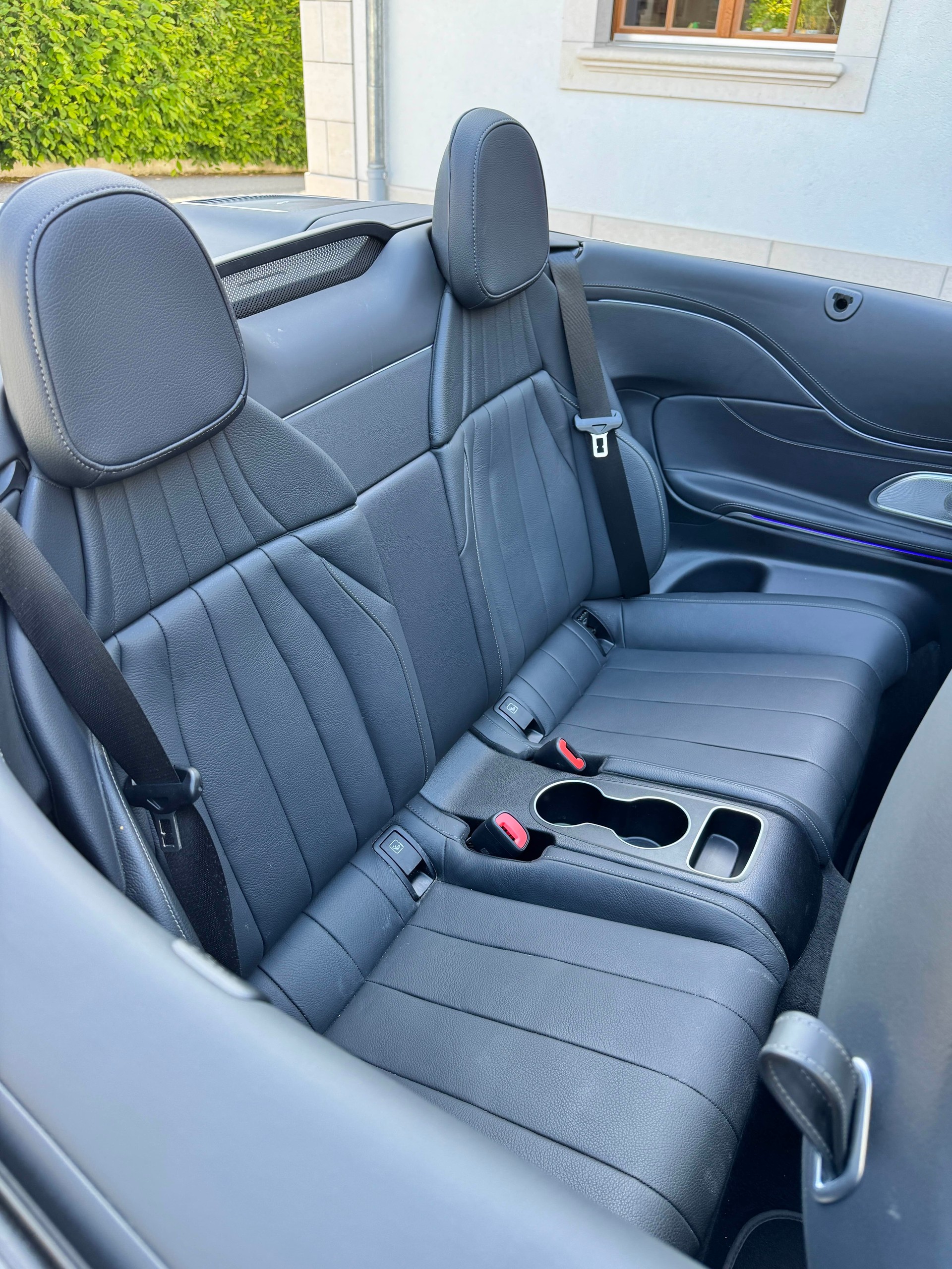 MERCEDES-BENZ CLE 300 AMG Line 4matic-image-5