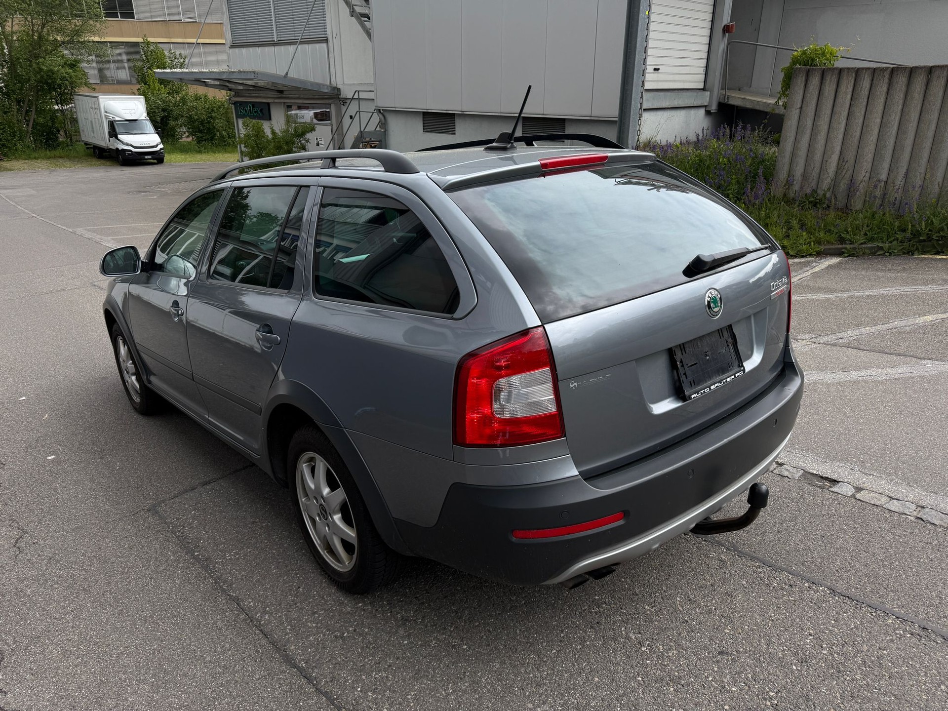 SKODA Octavia Combi 1.8 TSI Scout 4x4-image-3