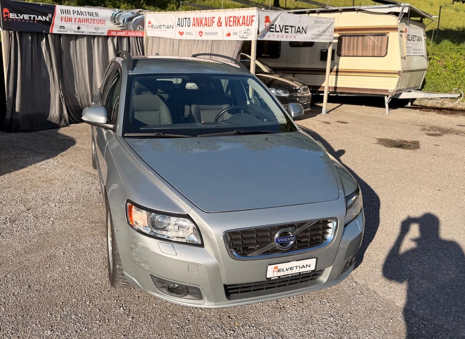 VOLVO V50 1.6D DRIVe Momentum | Sparsam | Gepflegt | Klima-showroom-element-3